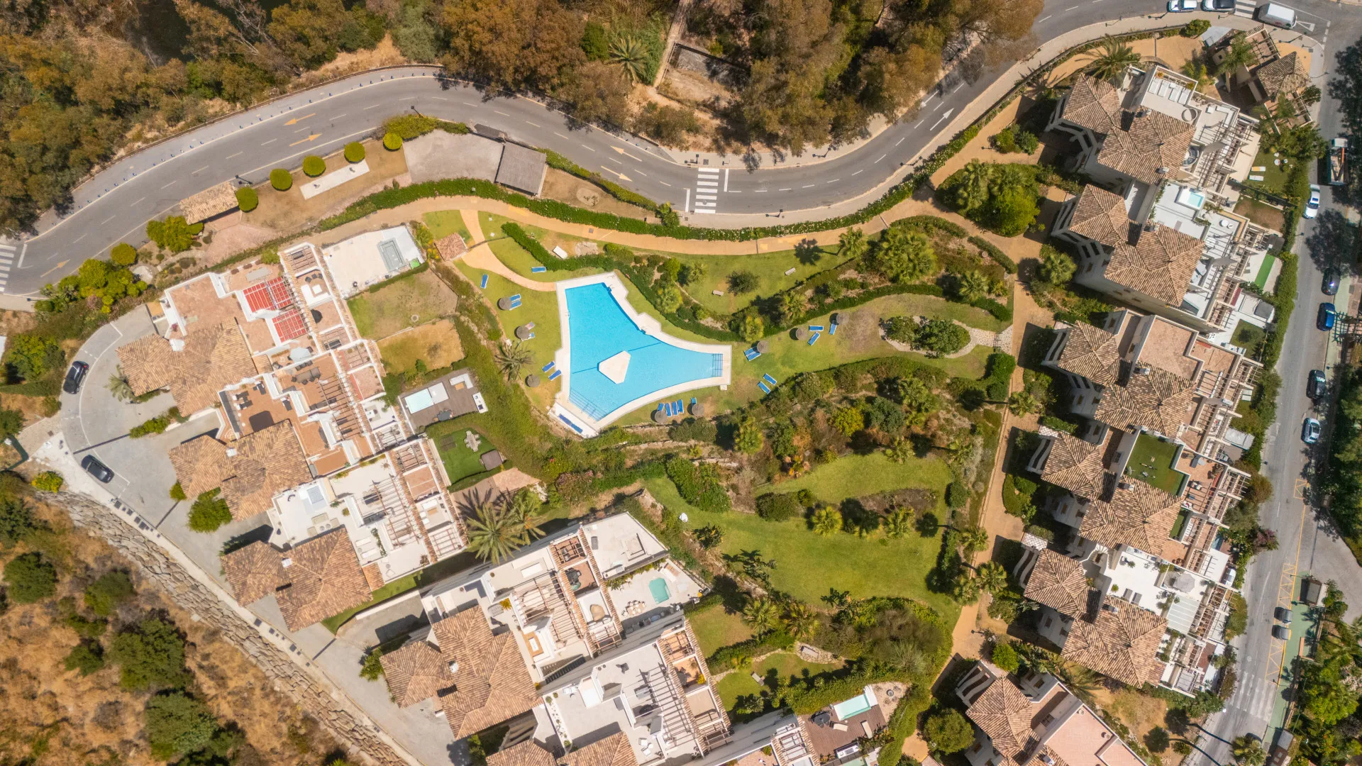 Apartamento planta baja en venta con 3 dormitorios en Palacetes Los Belvederes