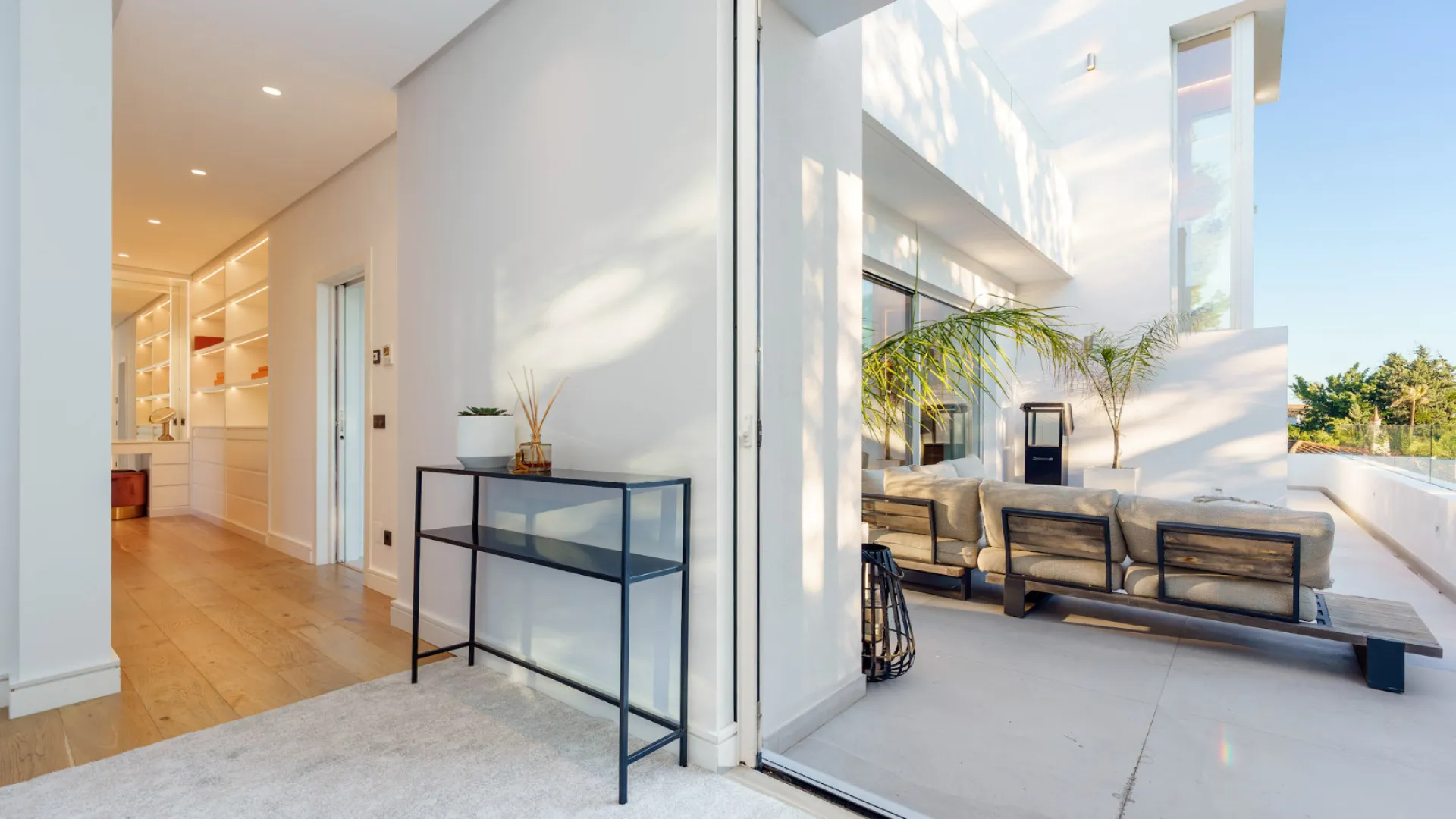 5 bedrooms La Campana villa for sale