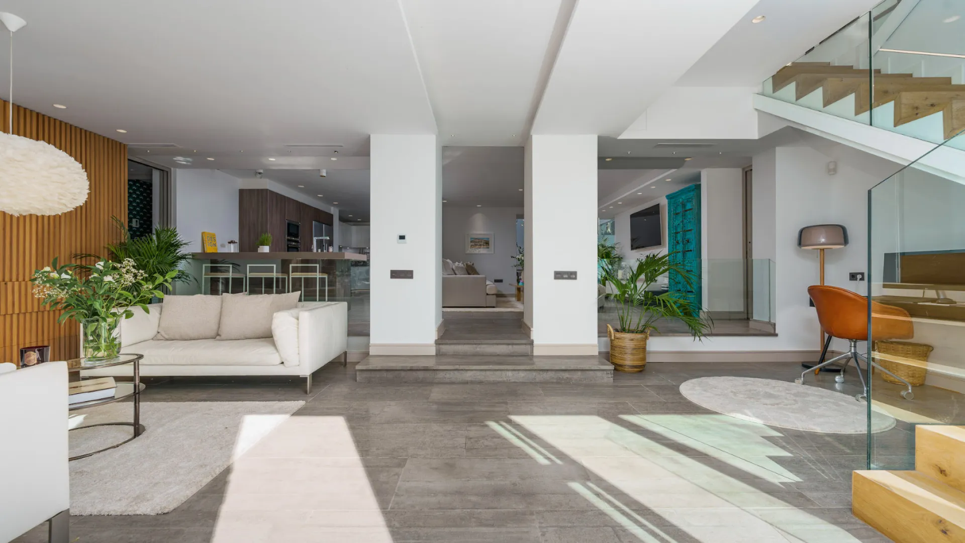 5 bedrooms La Campana villa for sale