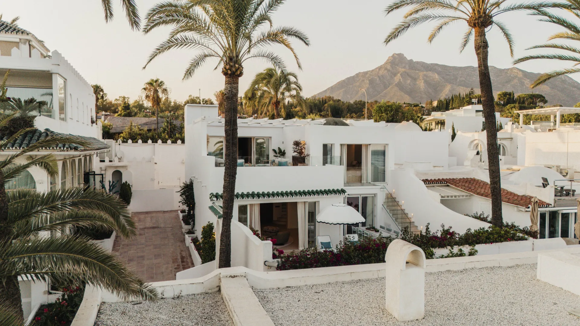 Marbella Golden Mile, adosado de 3 dormitorios en venta