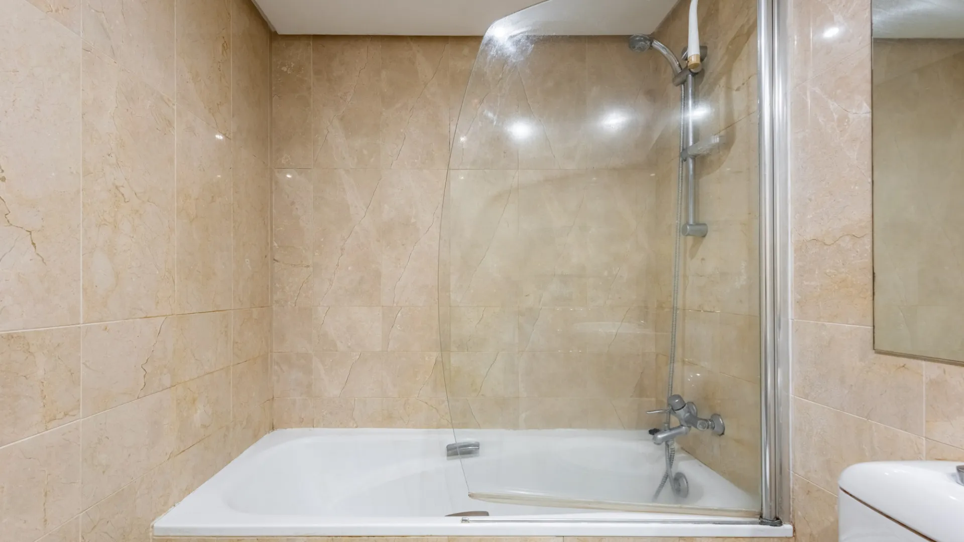 For sale Coto Real II apartment with 2 bedrooms