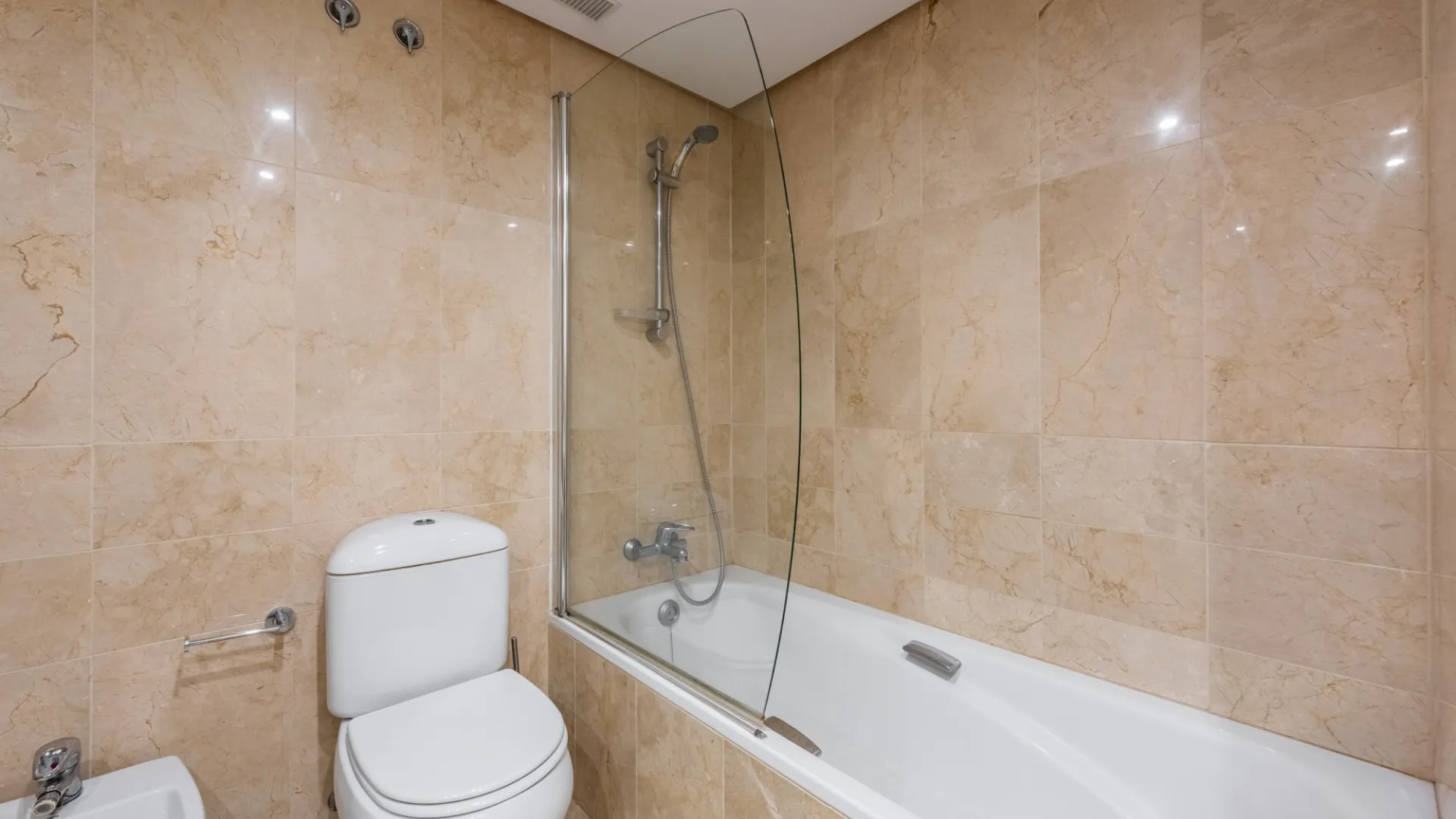 For sale Coto Real II apartment with 2 bedrooms