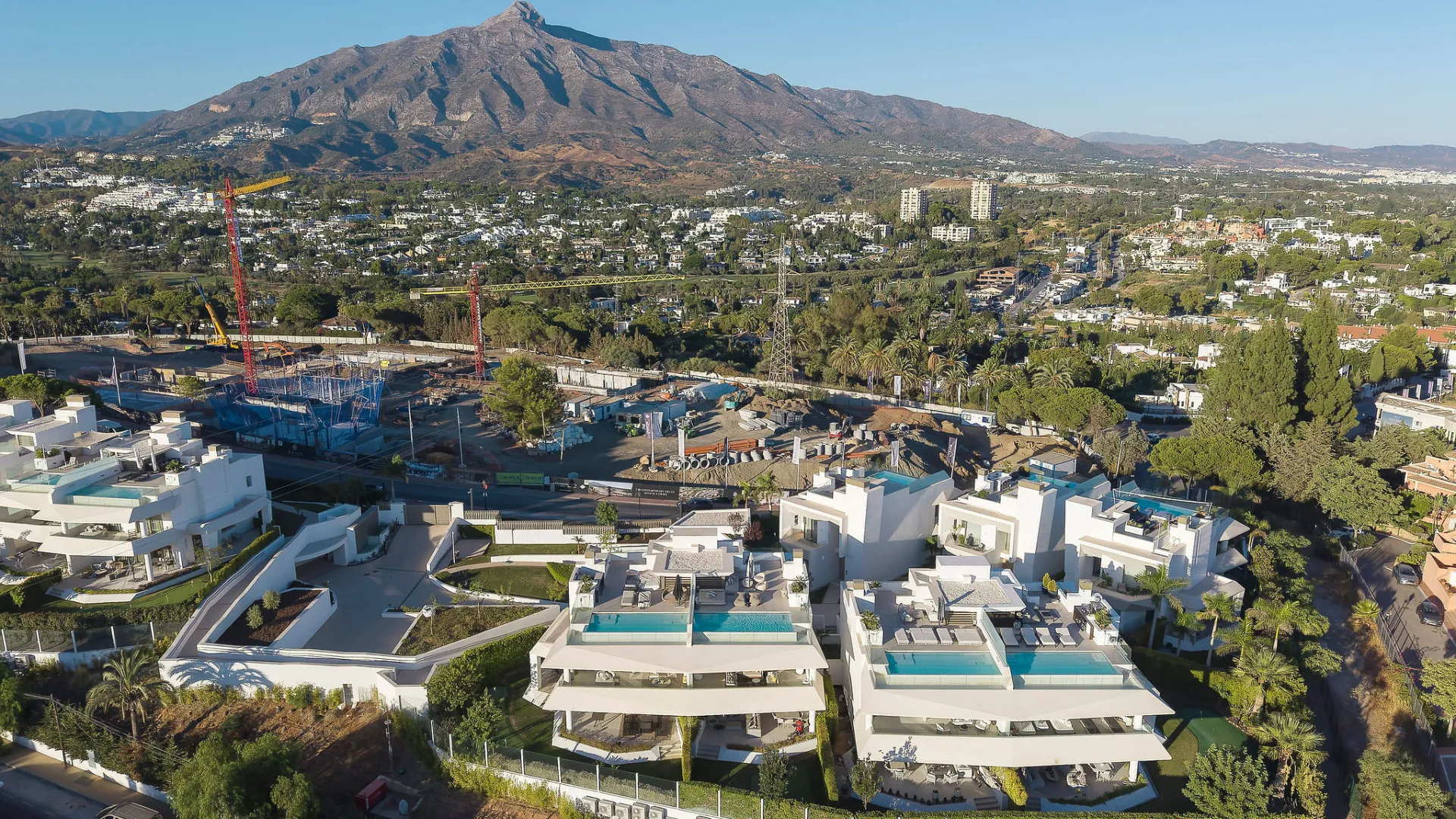 Celeste Marbella, villa pareada en venta de 4 dormitorios
