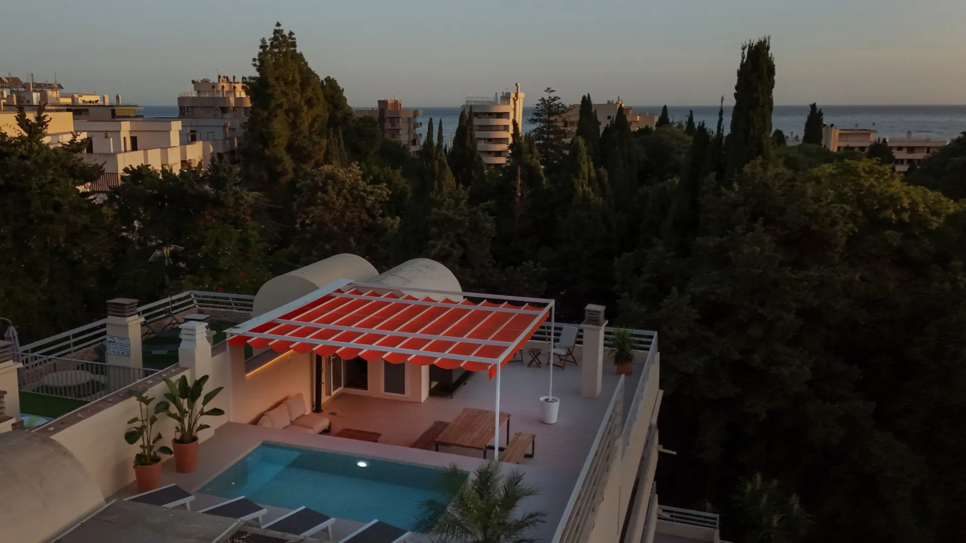 Comprar atico duplex con 3 dormitorios en Marbella Centro