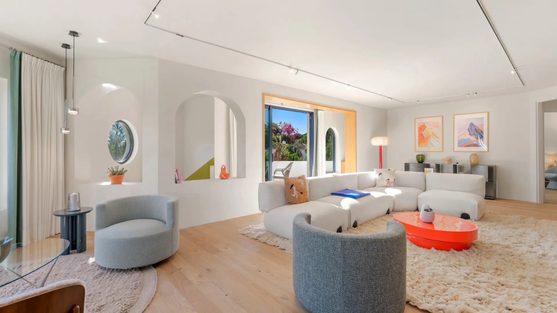 Villa a la venta en Las Brisas con 4 dormitorios