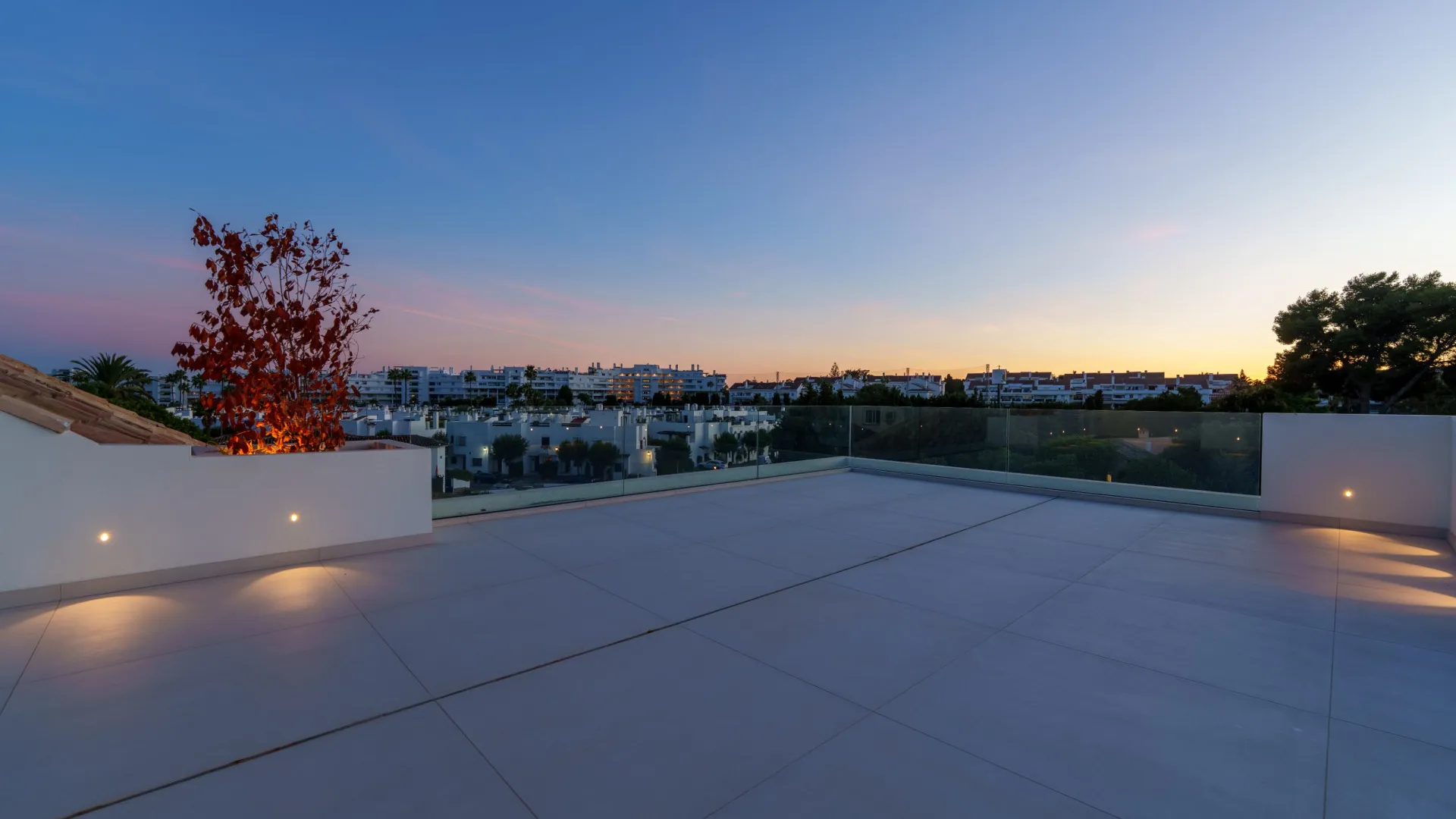 Villa en venta con 5 dormitorios en Linda Vista Baja