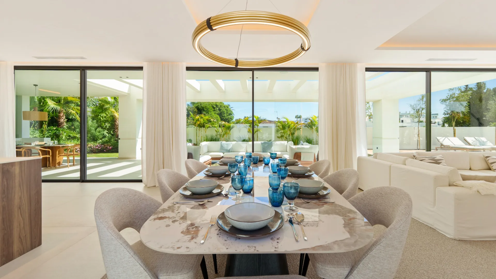 Villa en venta con 5 dormitorios en Linda Vista Baja