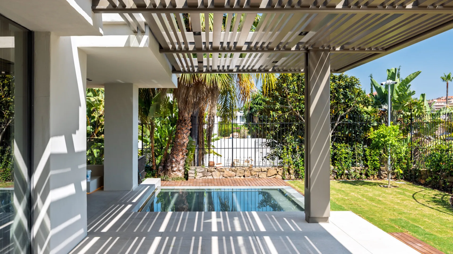 Villa en venta con 5 dormitorios en Haza del Conde