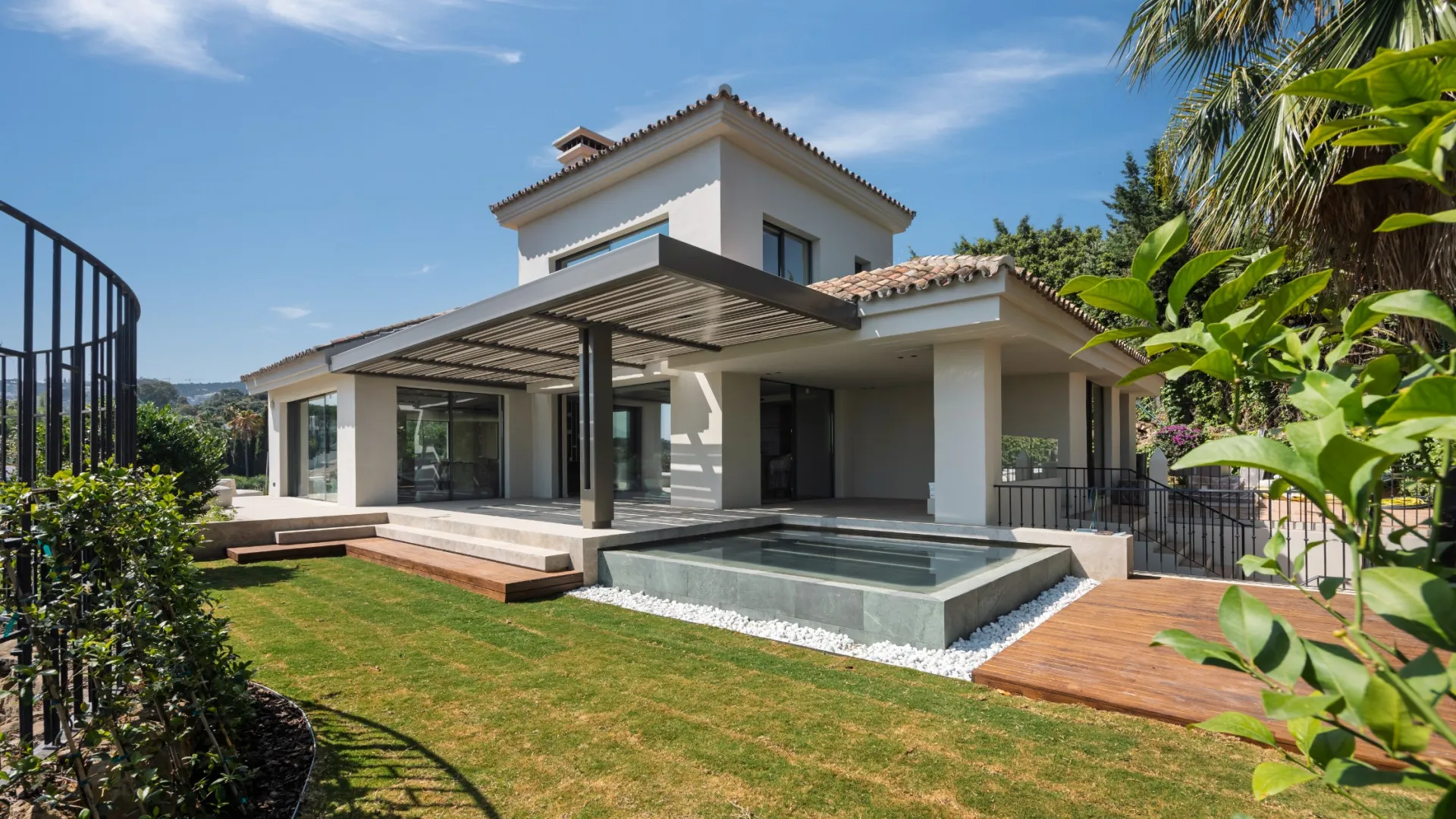 Villa en venta con 5 dormitorios en Haza del Conde