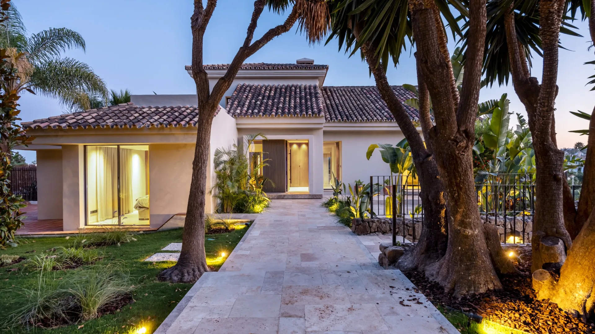 Villa en venta con 5 dormitorios en Haza del Conde