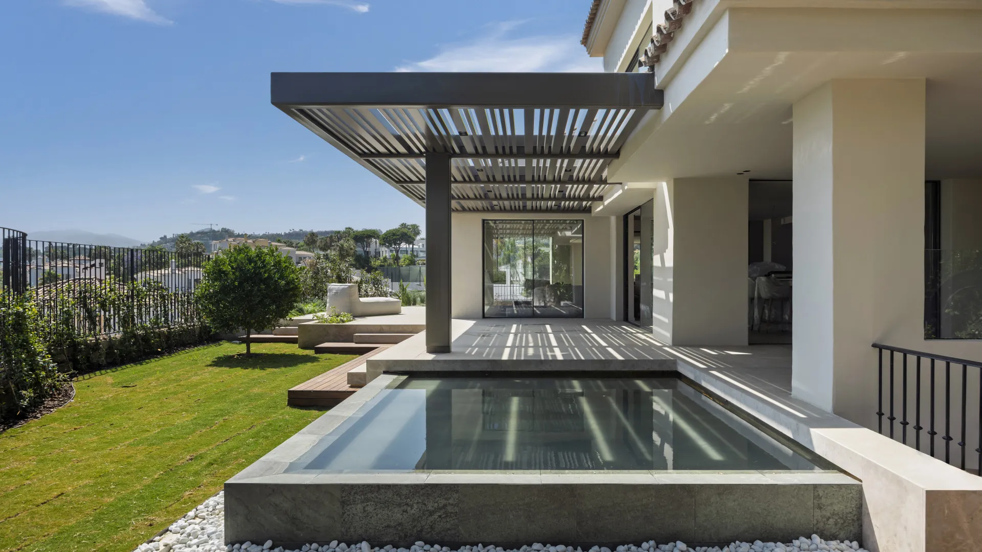 Villa en venta con 5 dormitorios en Haza del Conde