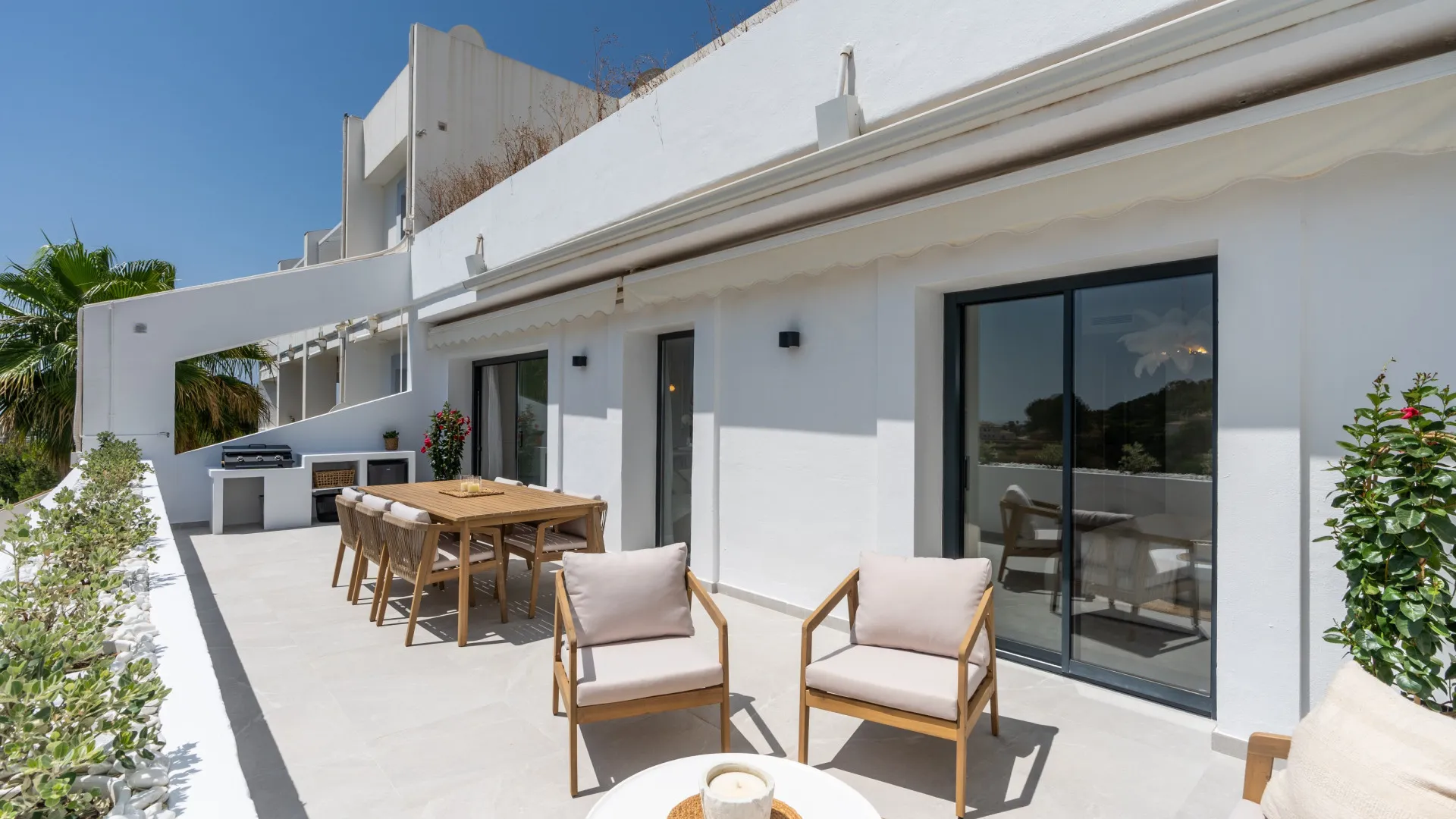 Comprar apartamento en La Quinta de 3 dormitorios
