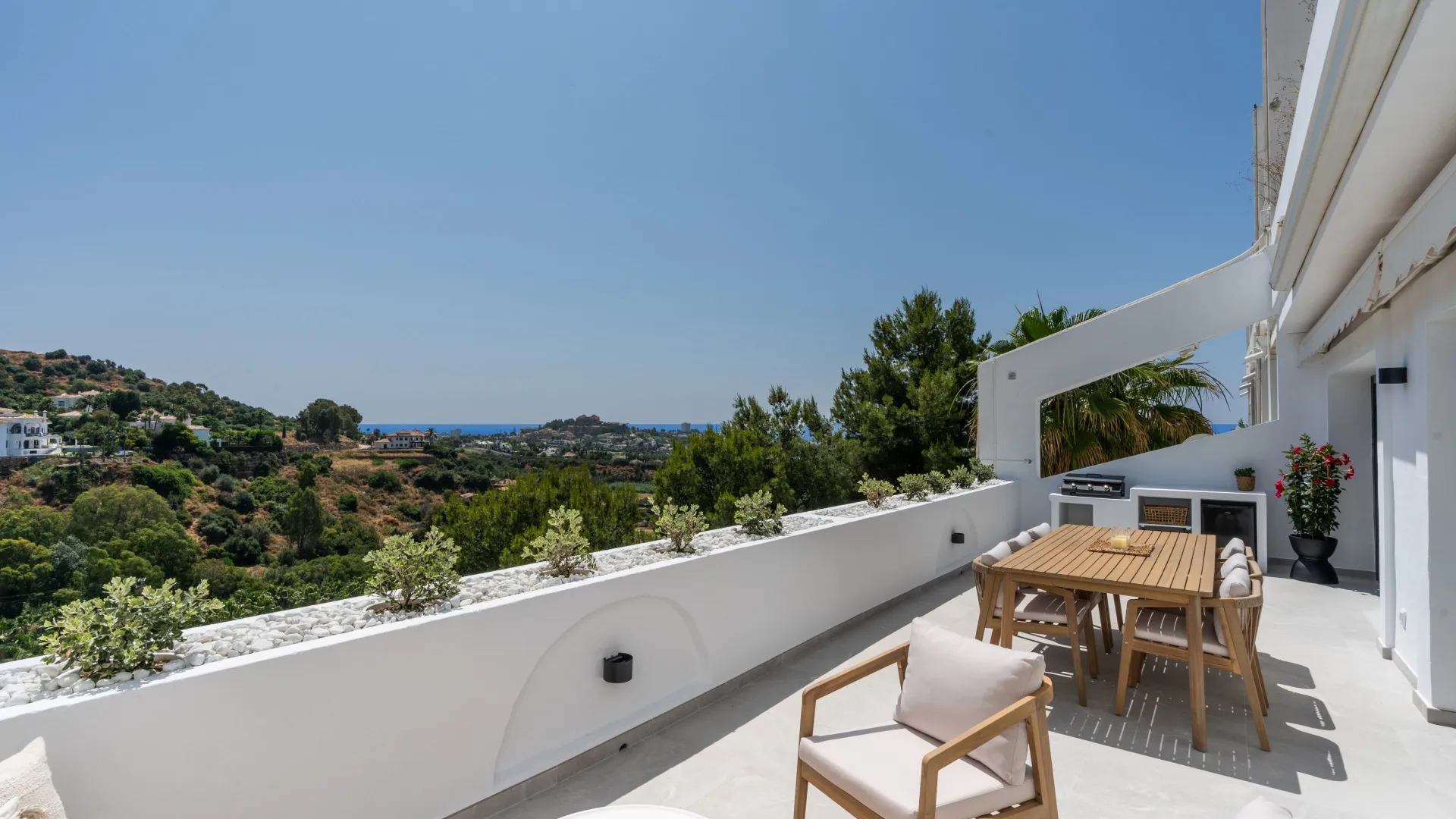 Comprar apartamento en La Quinta de 3 dormitorios