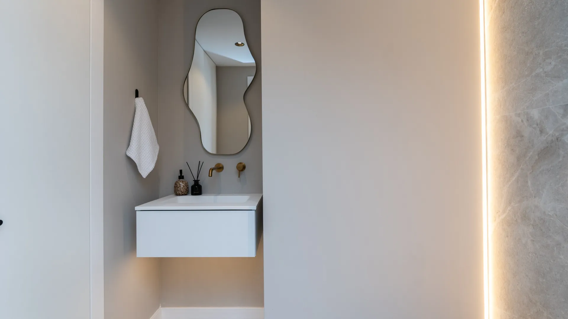 Comprar apartamento en La Quinta de 3 dormitorios