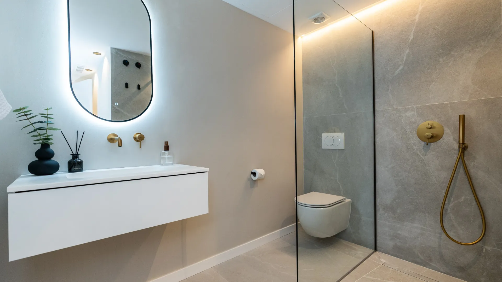 Comprar apartamento en La Quinta de 3 dormitorios