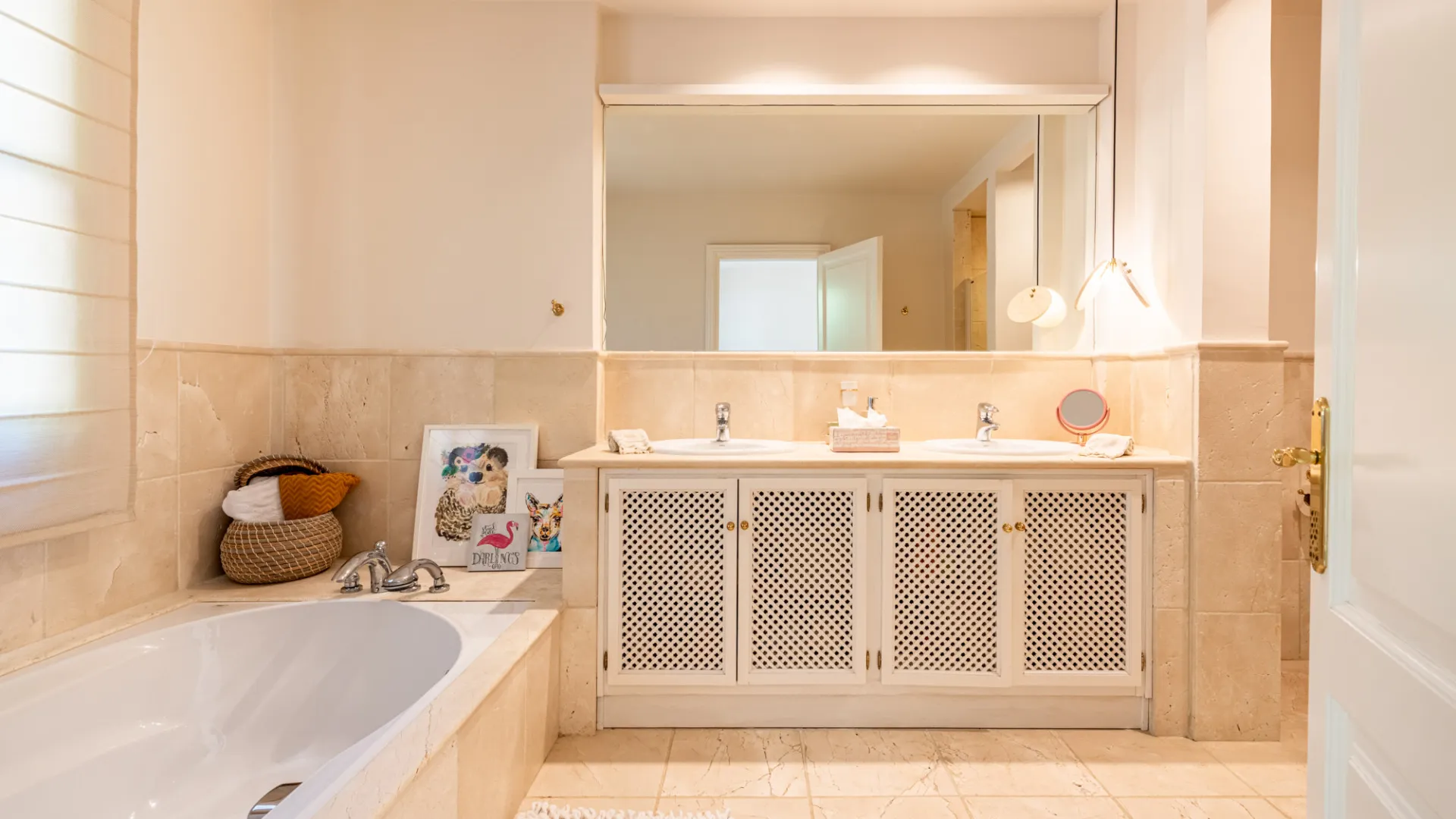 For sale villa in La Zagaleta with 5 bedrooms