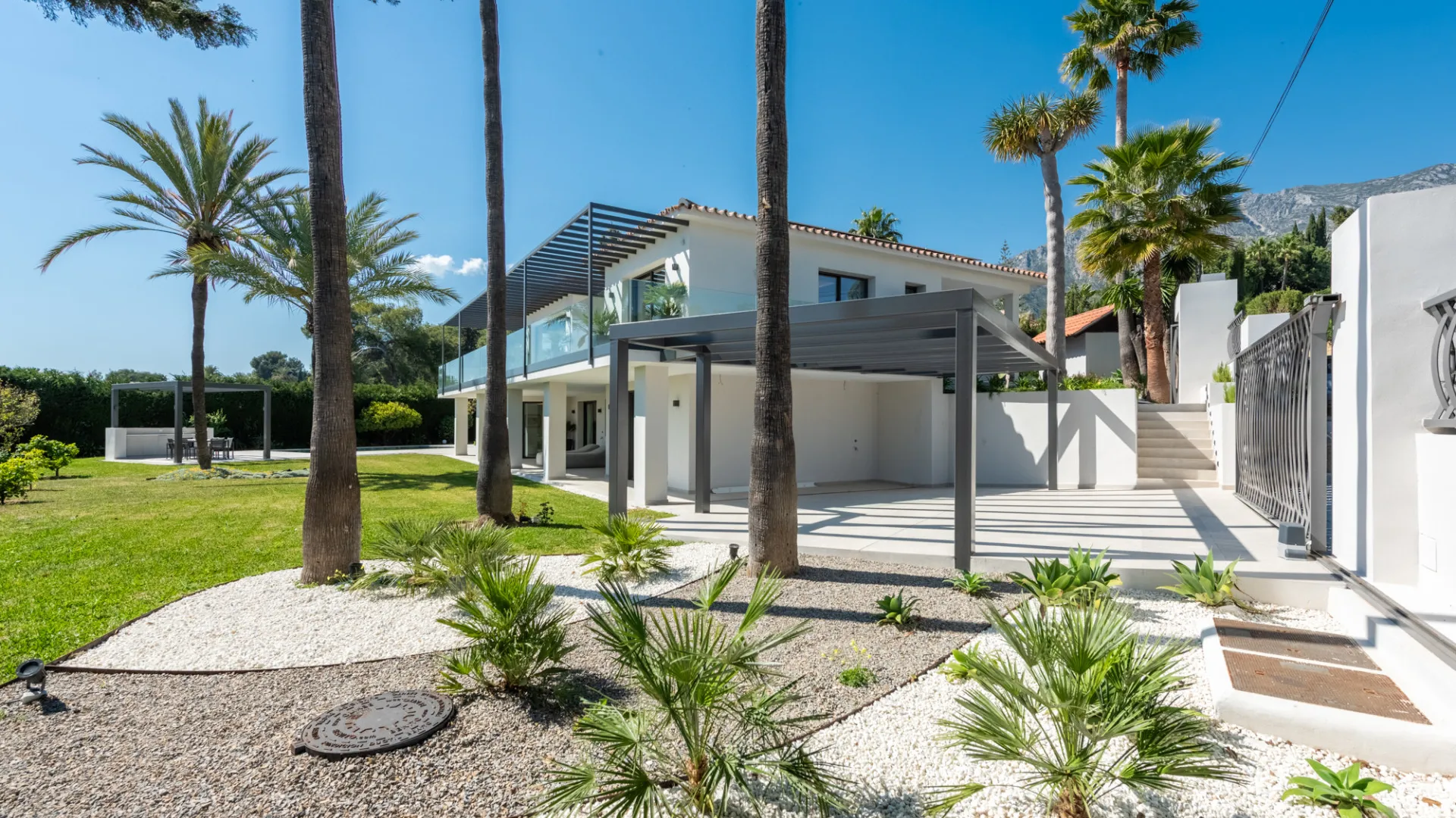 Villa en venta en Nagüeles