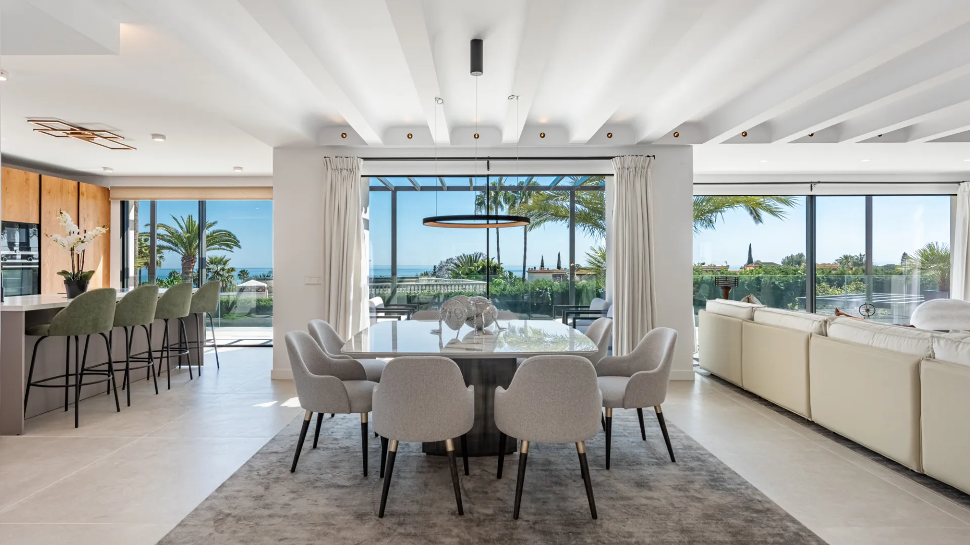 Villa en venta en Nagüeles