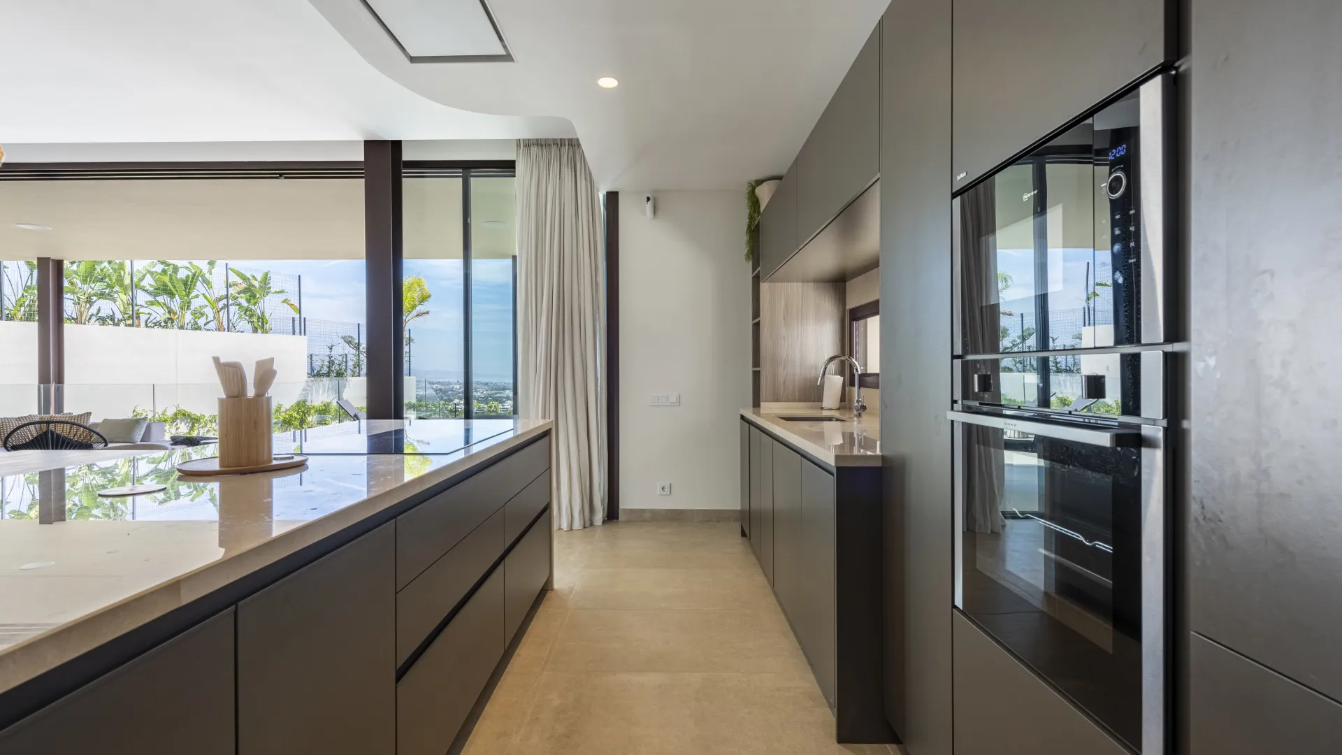 For sale La Alqueria villa with 5 bedrooms