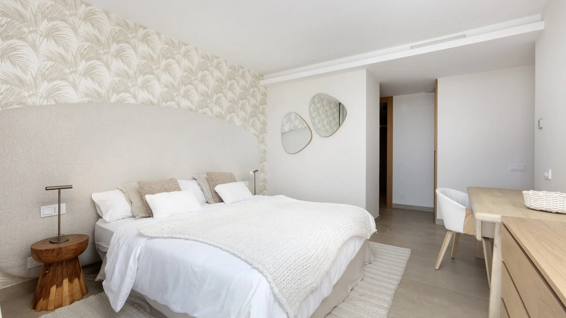 For sale La Alqueria villa with 5 bedrooms