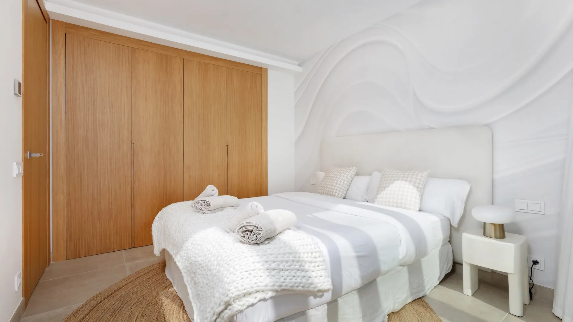 For sale La Alqueria villa with 5 bedrooms
