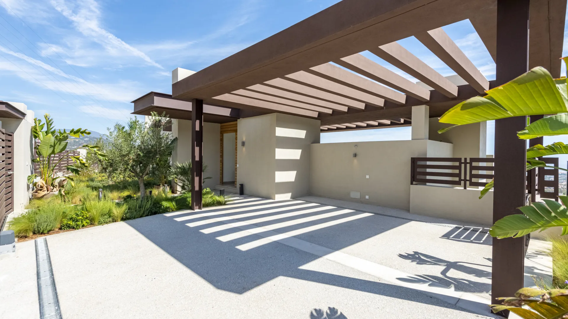 For sale La Alqueria villa with 5 bedrooms