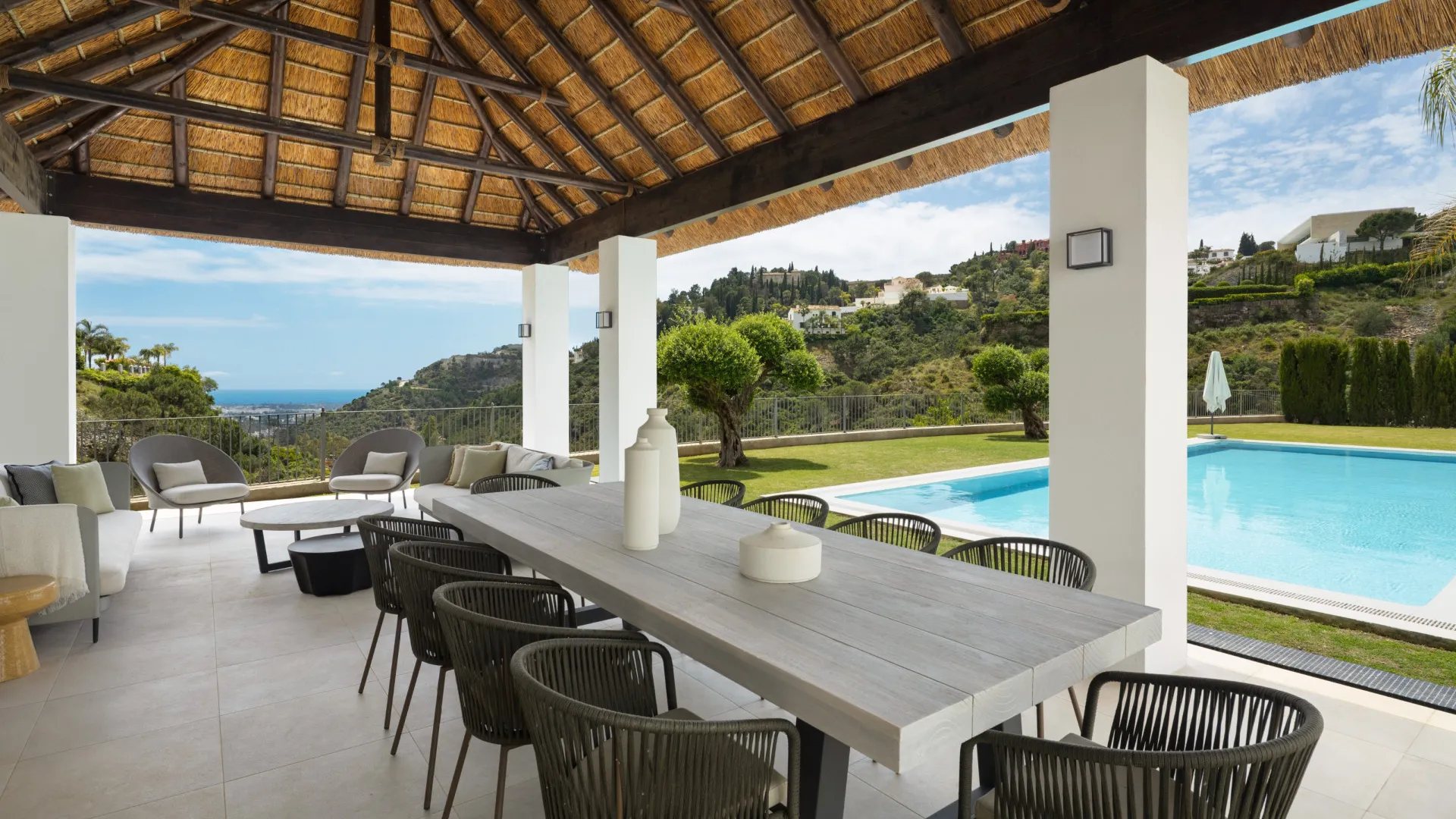 Se vende villa en El Madroñal con 4 dormitorios