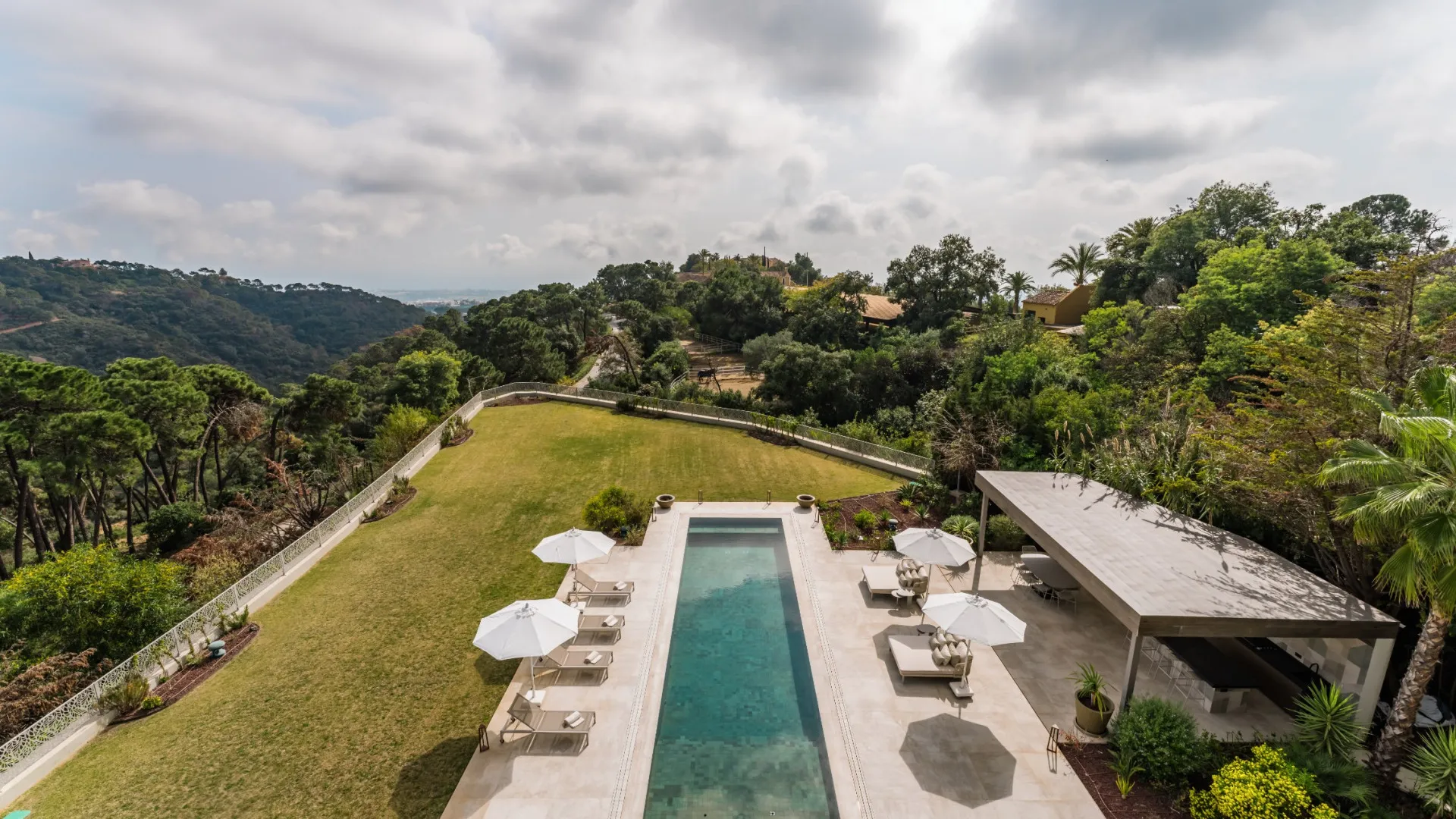 Se vende villa en La Zagaleta con 6 dormitorios