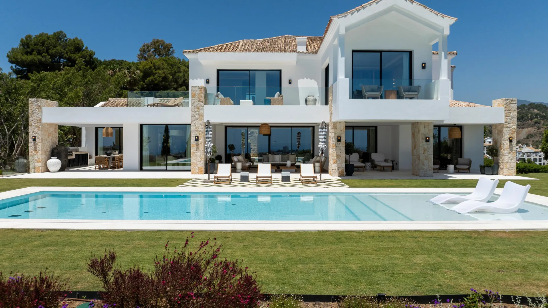 Villa in El Herrojo for sale