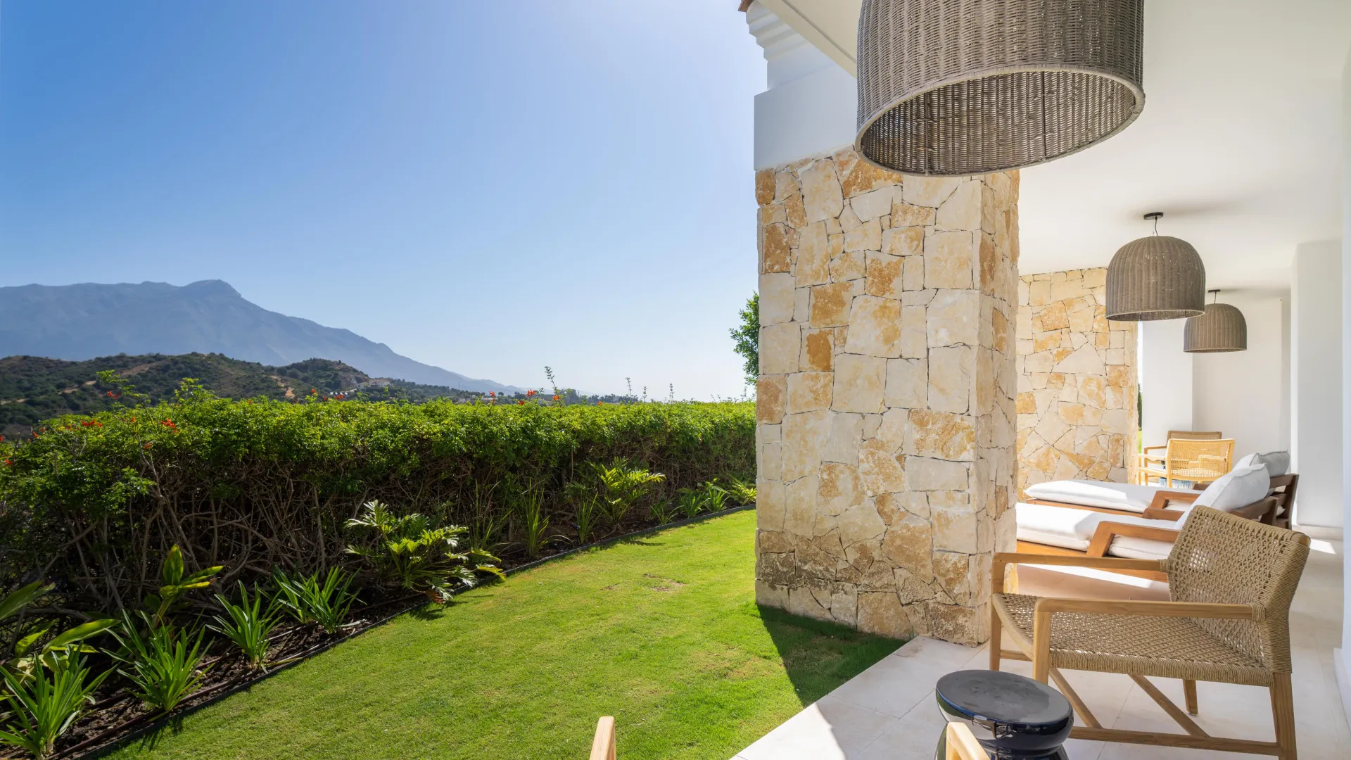 Villa in El Herrojo for sale