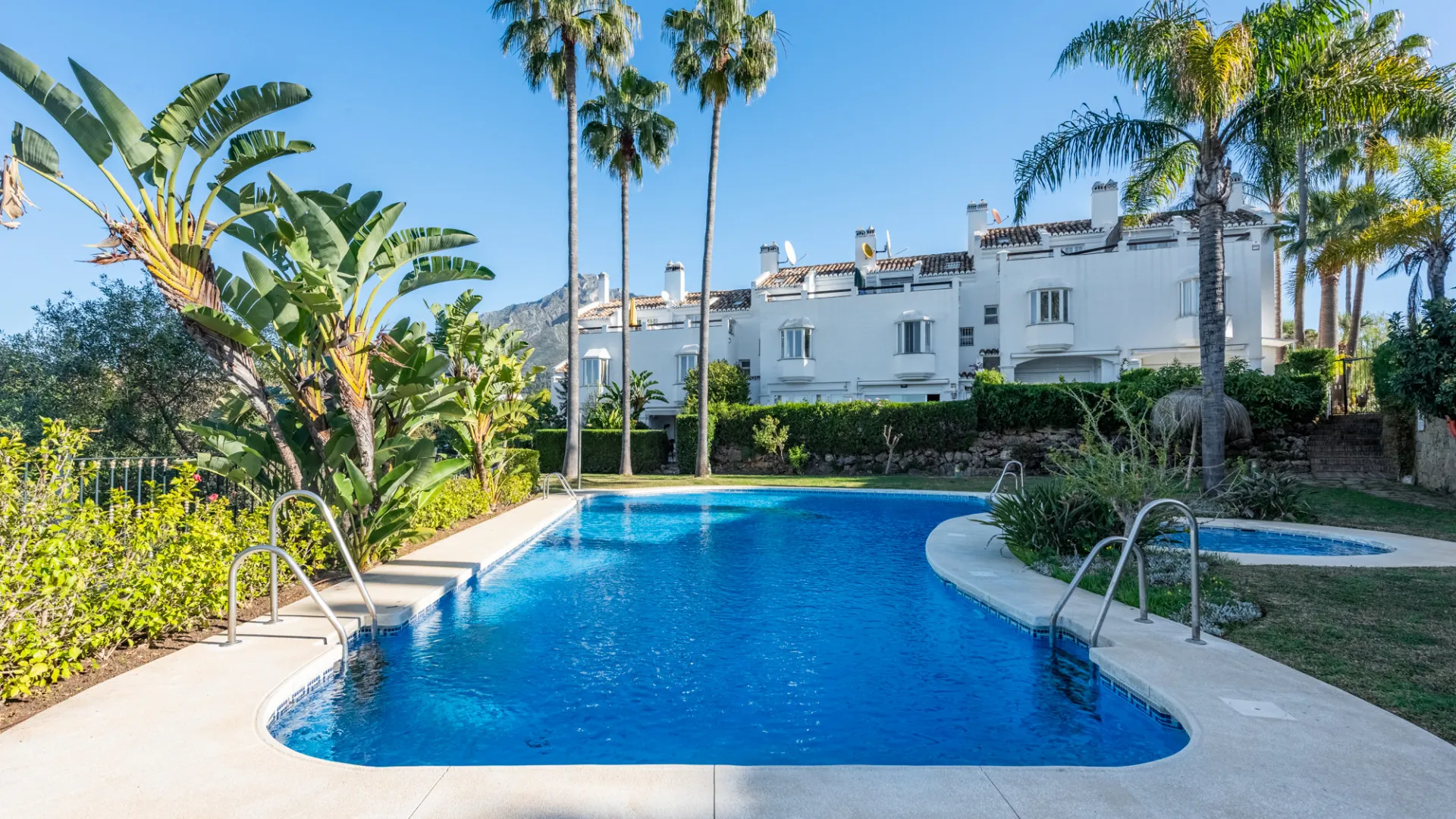 For sale Arco Iris town house with 3 bedrooms