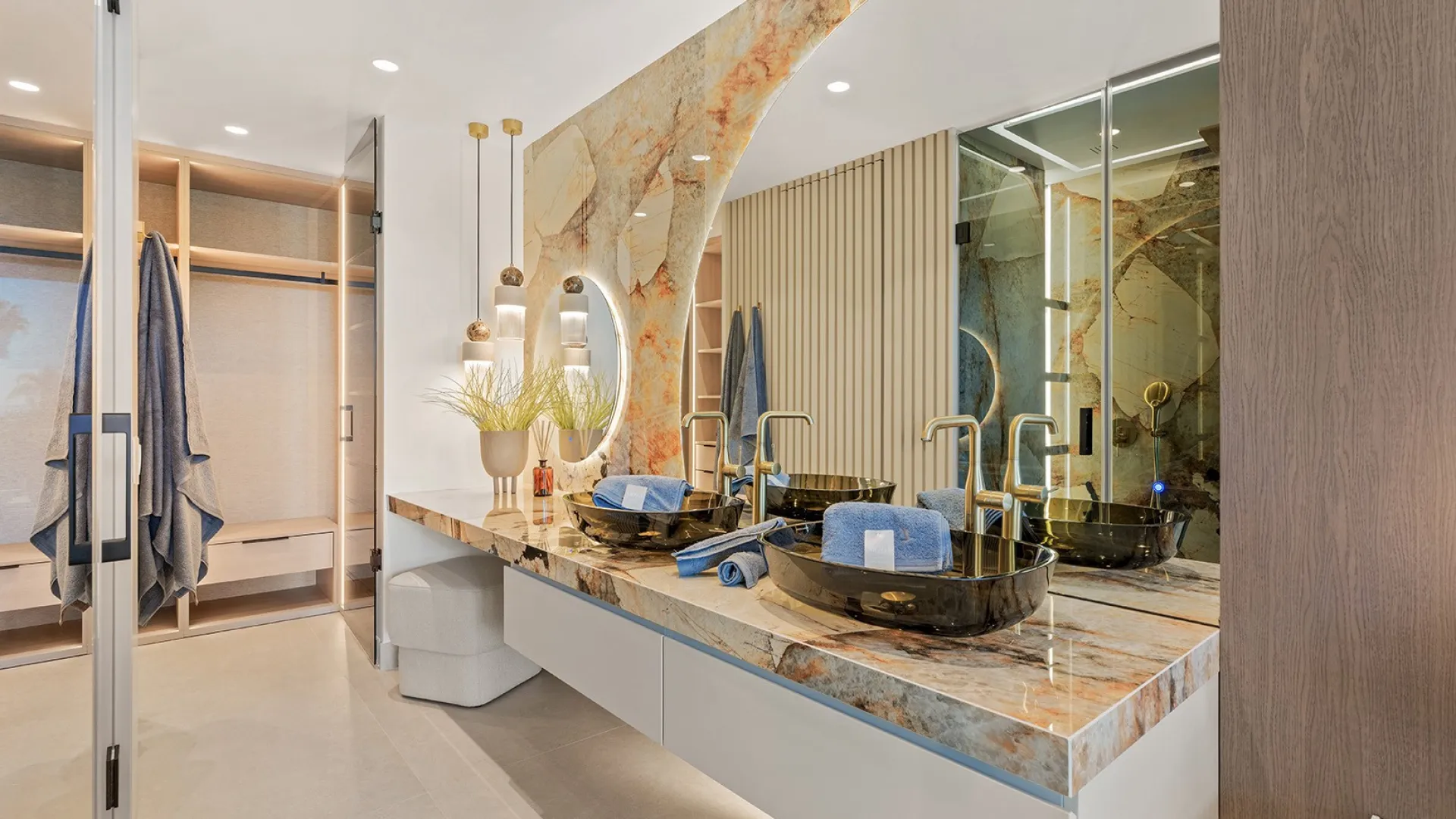 Apartamento planta baja en venta con 3 dormitorios en Bahía del Velerín