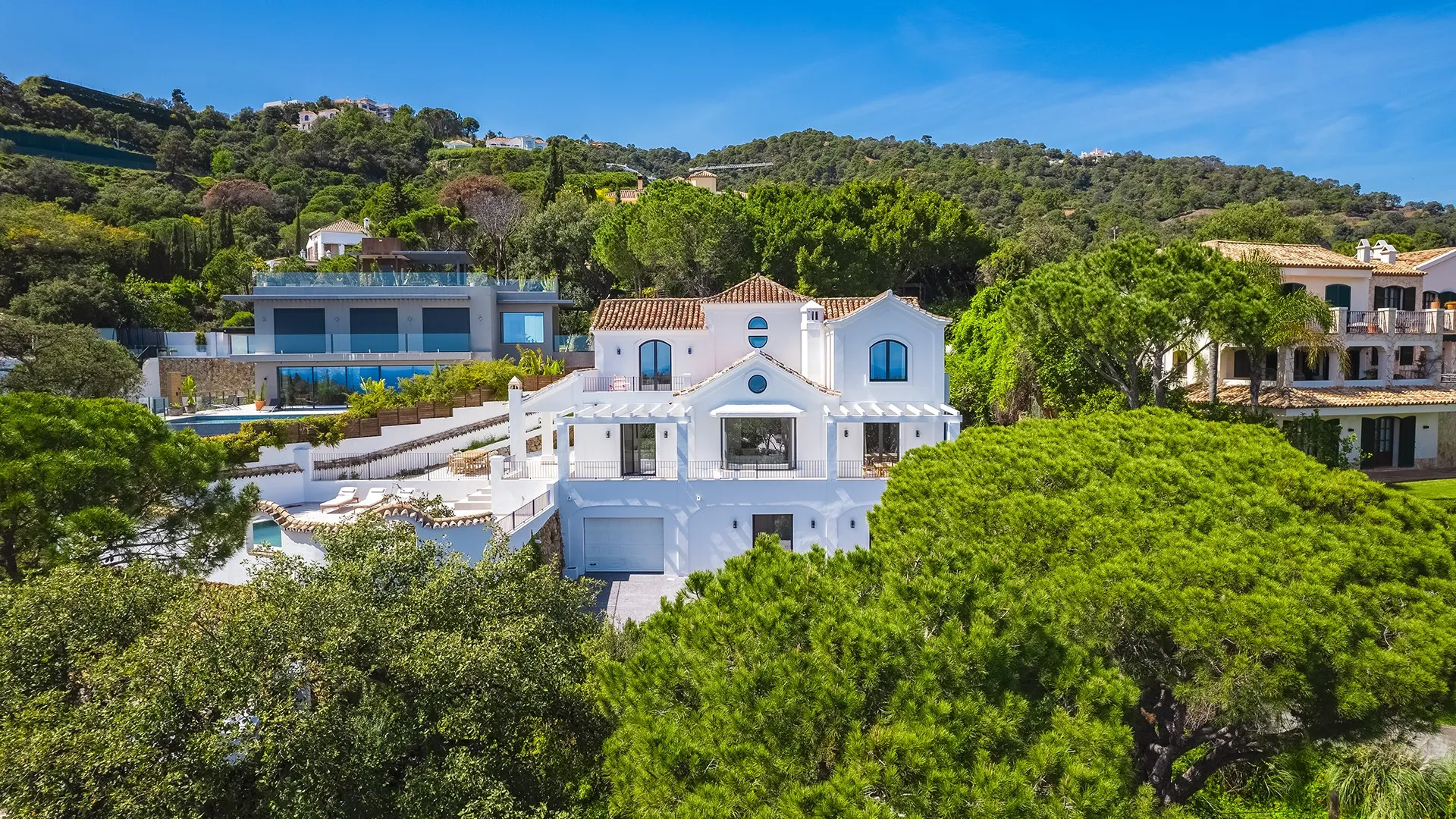 Comprar villa en El Madroñal de 5 dormitorios