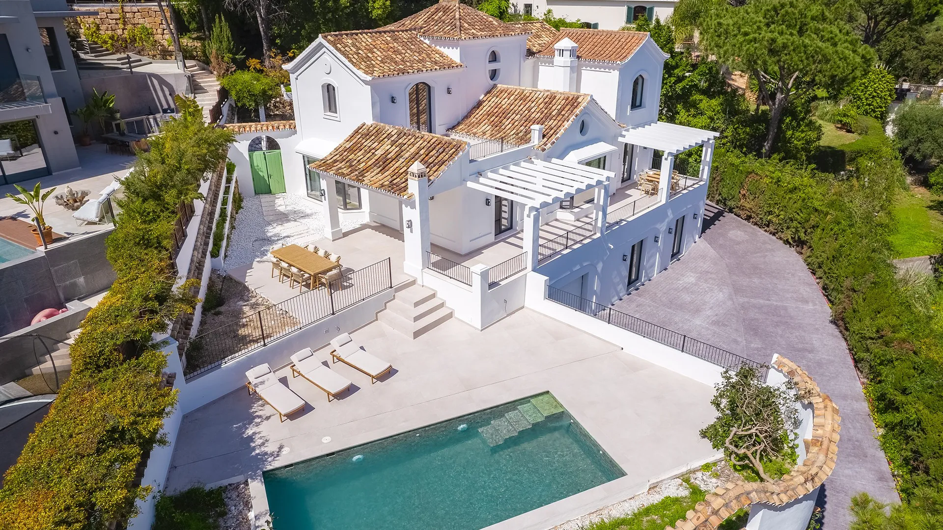 Comprar villa en El Madroñal de 5 dormitorios