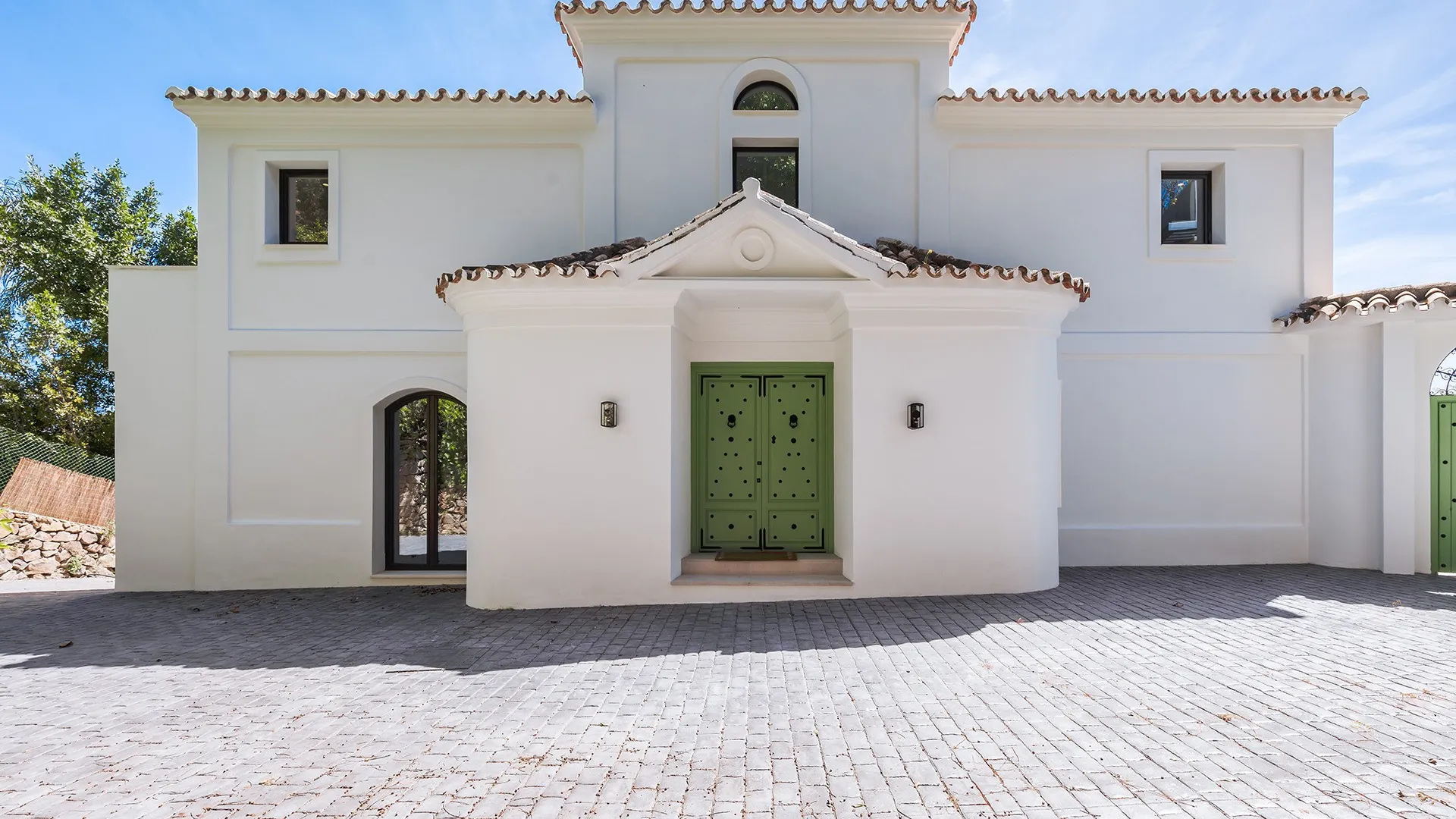 Comprar villa en El Madroñal de 5 dormitorios