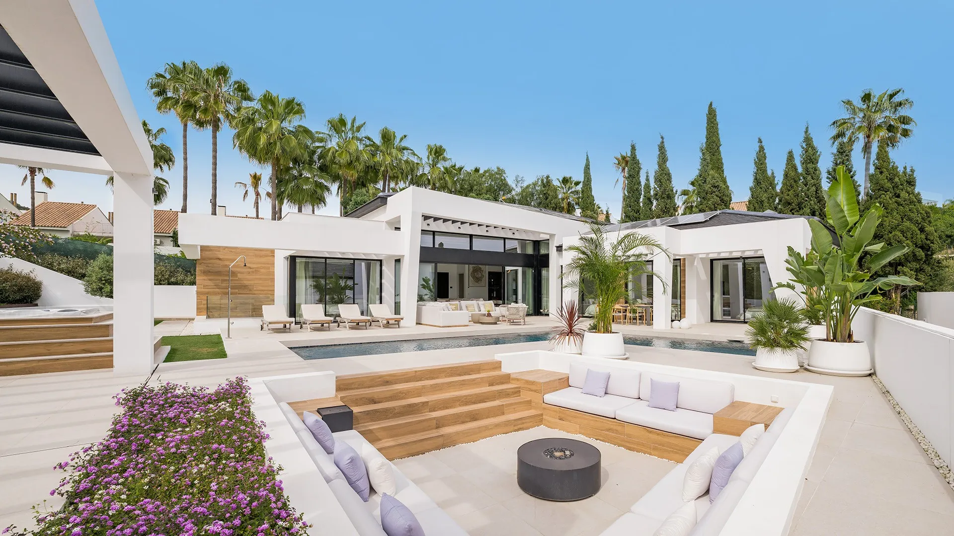 Villa a la venta de 6 dormitorios en Los Naranjos Golf