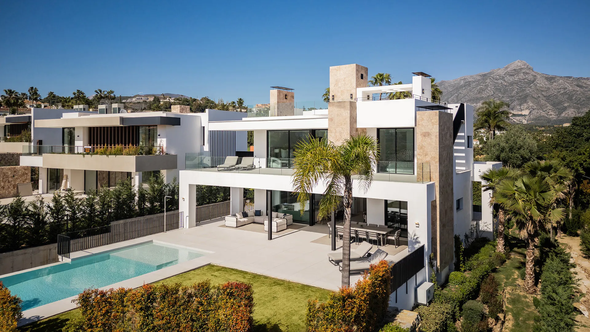 Los Naranjos, villa de 5 dormitorios en venta