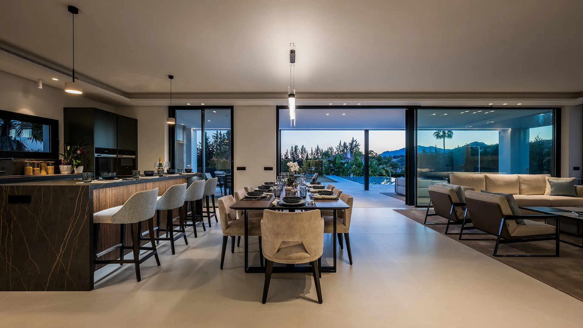 Los Naranjos, villa de 5 dormitorios en venta