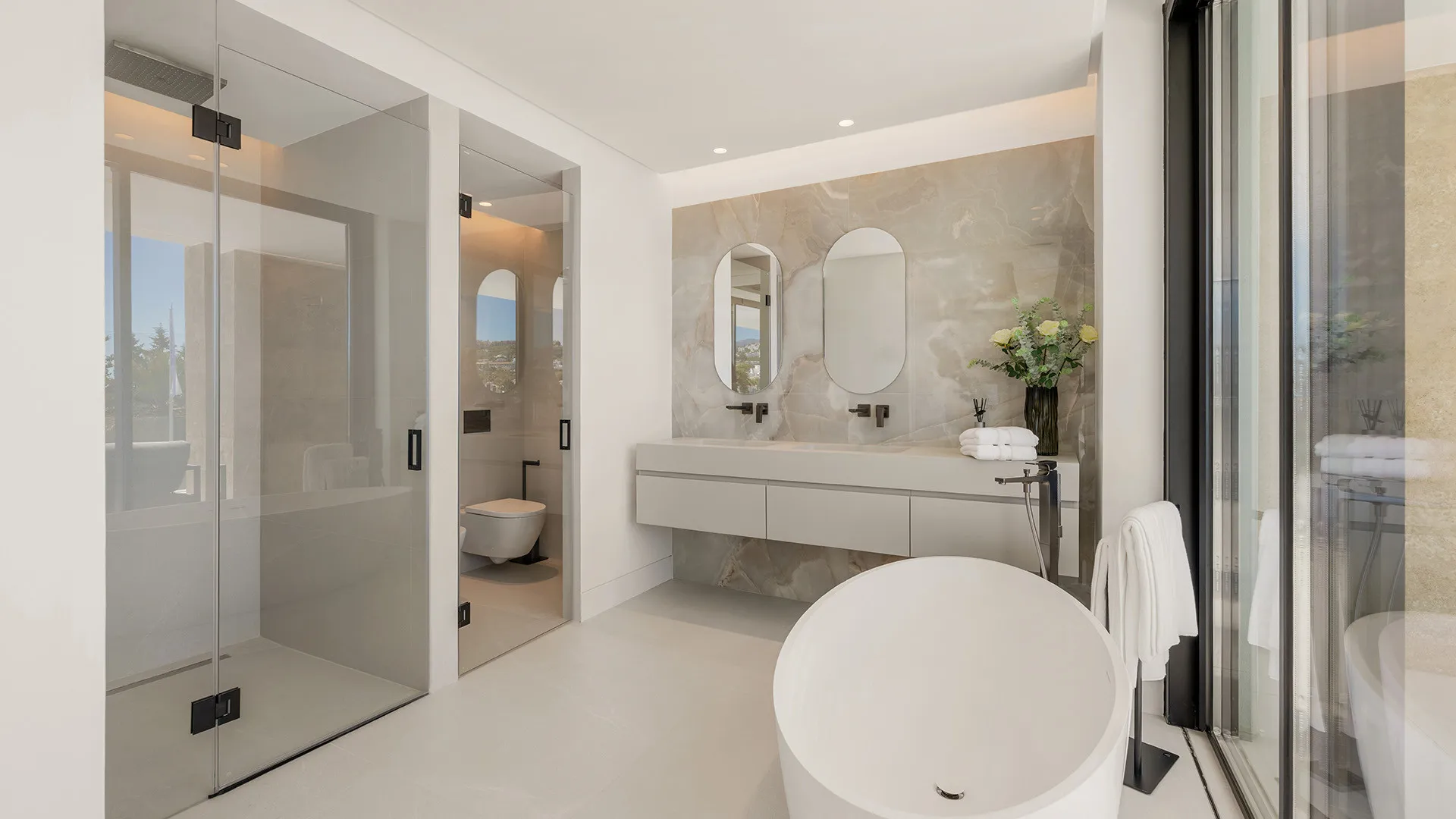 Los Naranjos, villa de 5 dormitorios en venta