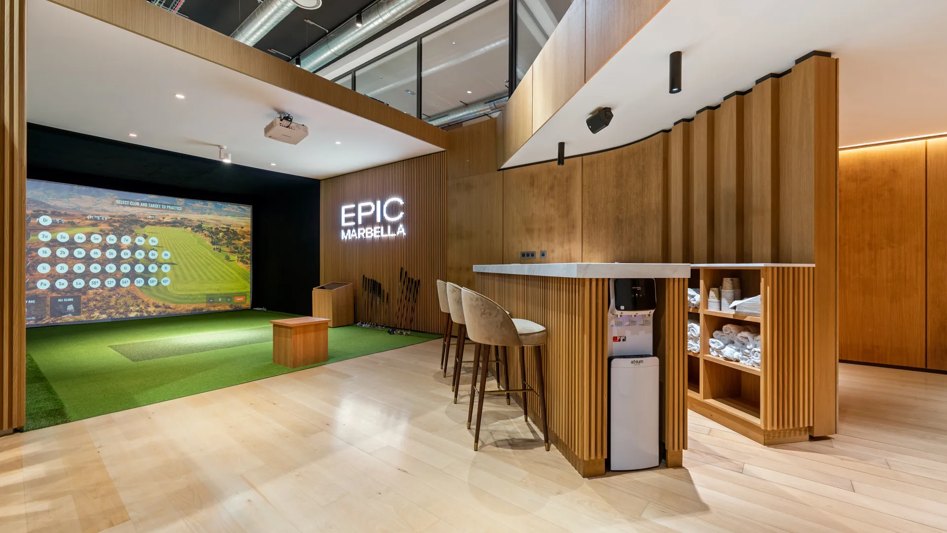Atico duplex en venta con 4 dormitorios en Epic Marbella