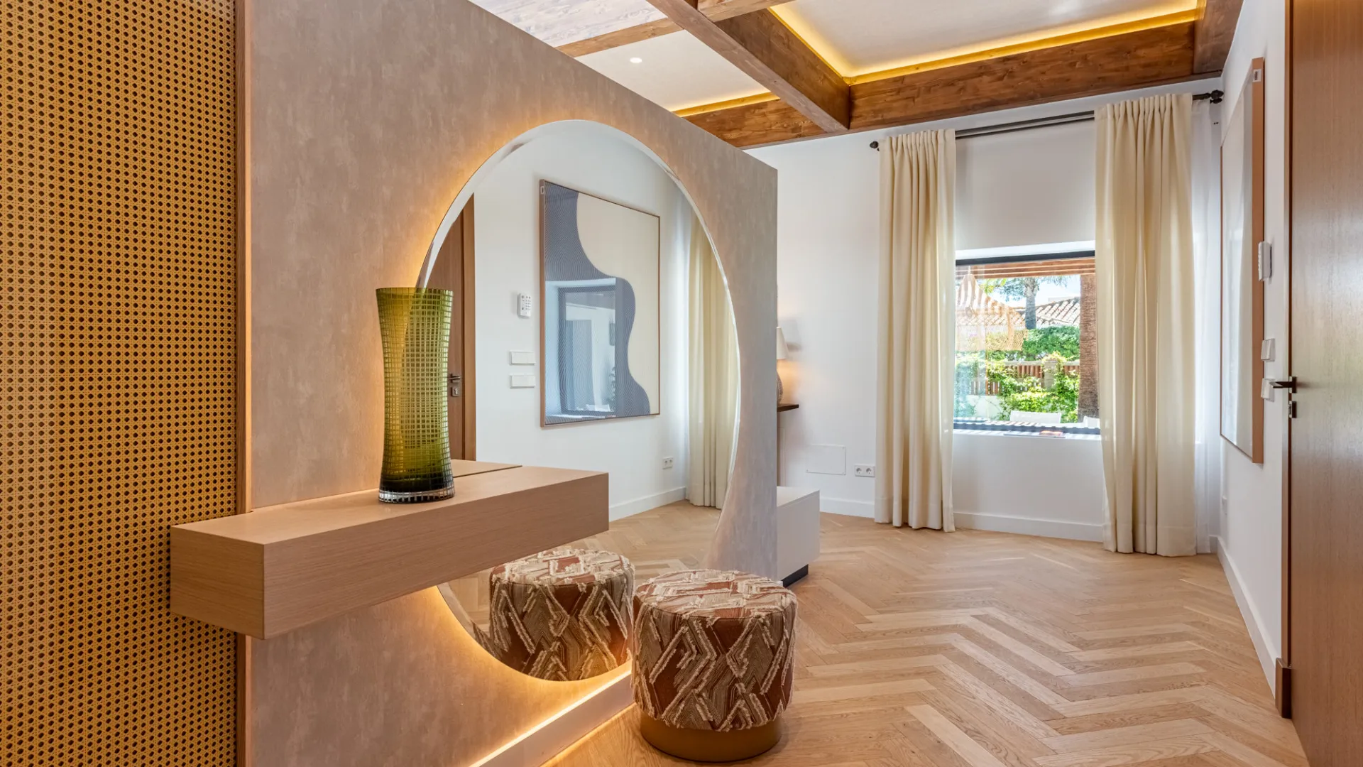 Buy Casasola 6 bedrooms villa