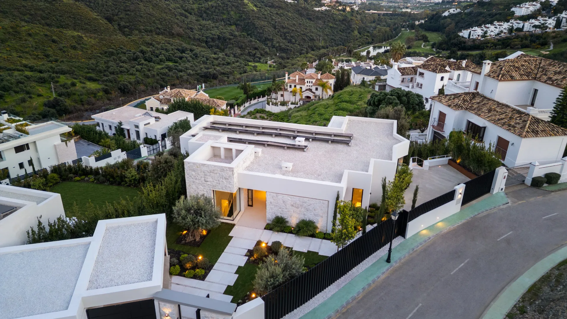 6 bedrooms Lomas de La Quinta villa for sale