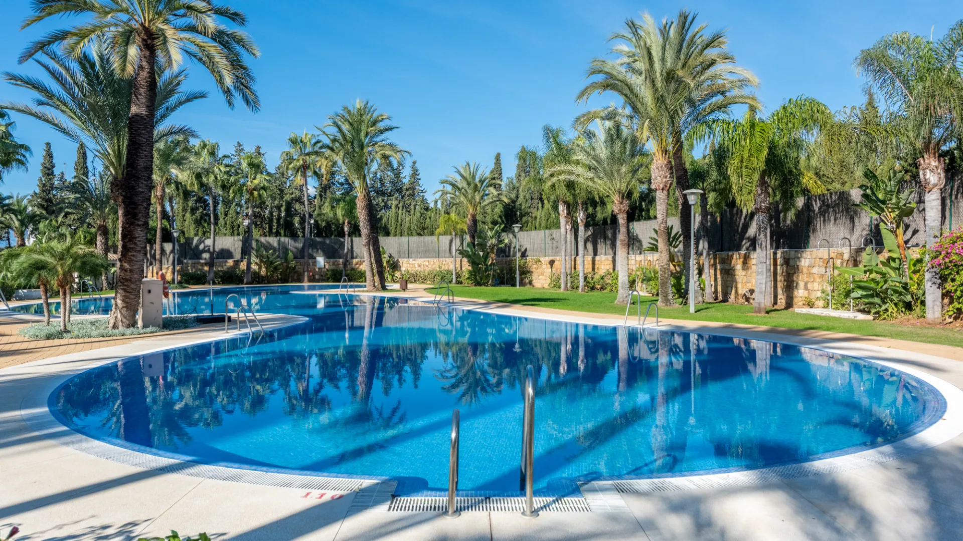 2 bedrooms apartment for sale in Medina de Banús