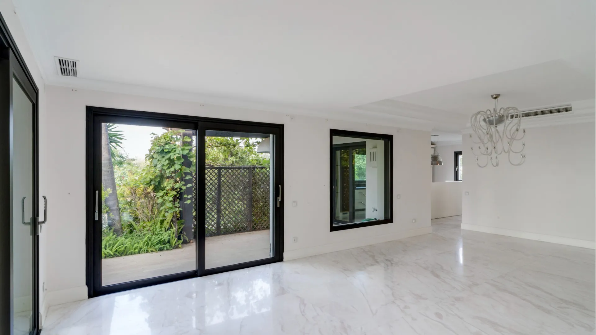 Lomas de Magna Marbella, villa a la venta