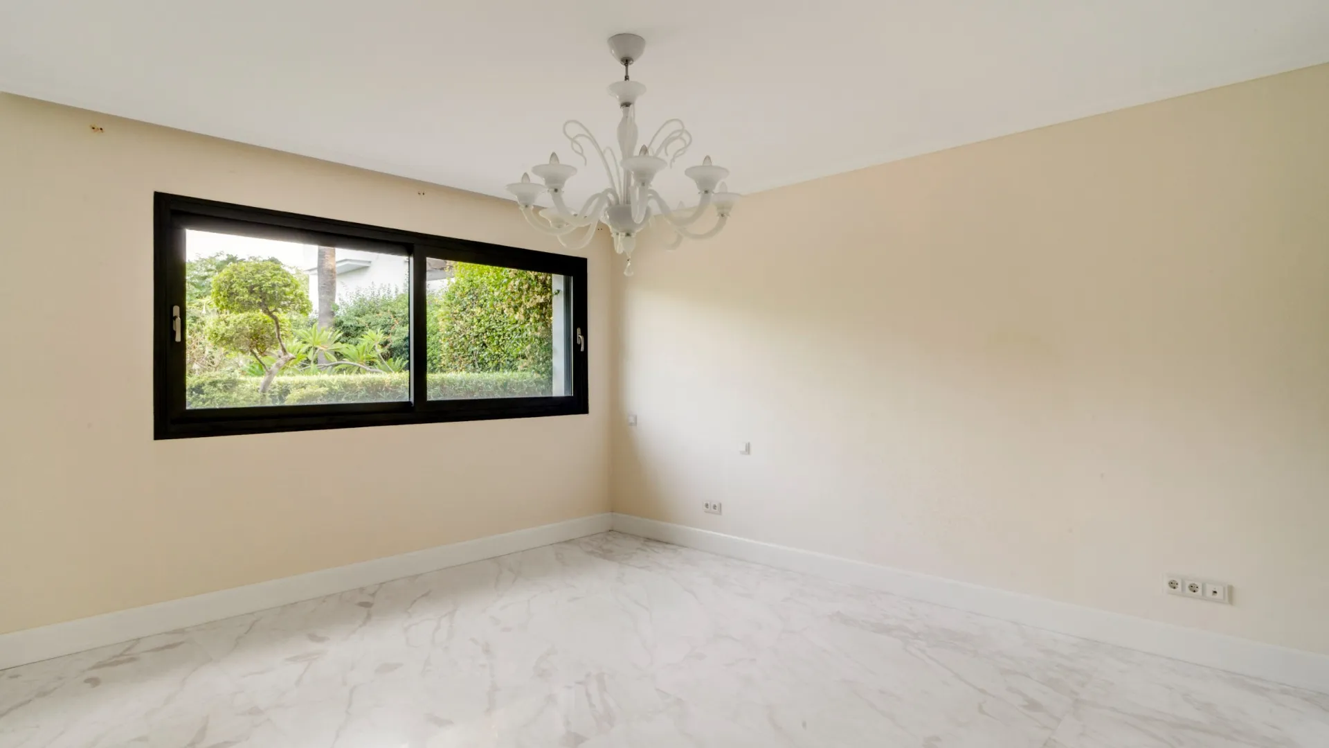 Lomas de Magna Marbella, villa a la venta