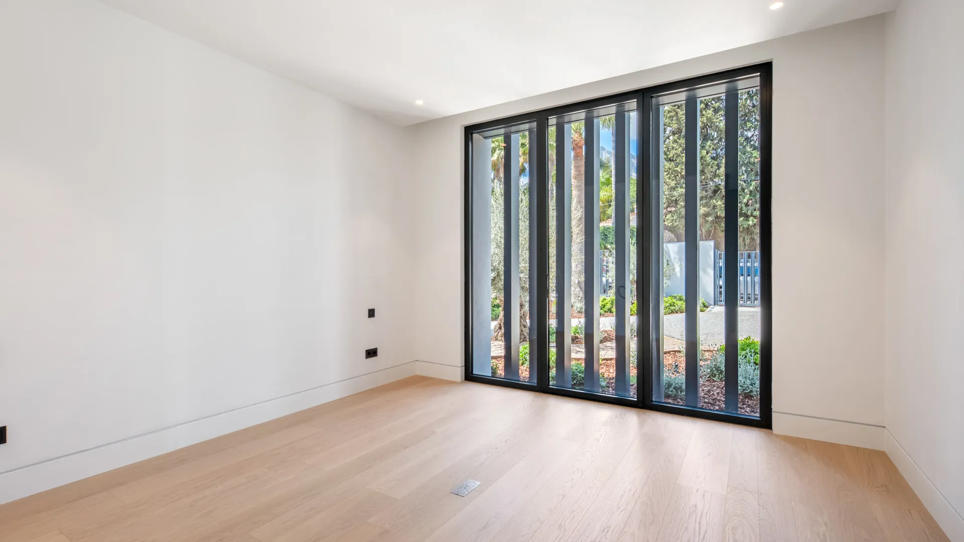 For sale villa in Rocio de Nagüeles with 6 bedrooms