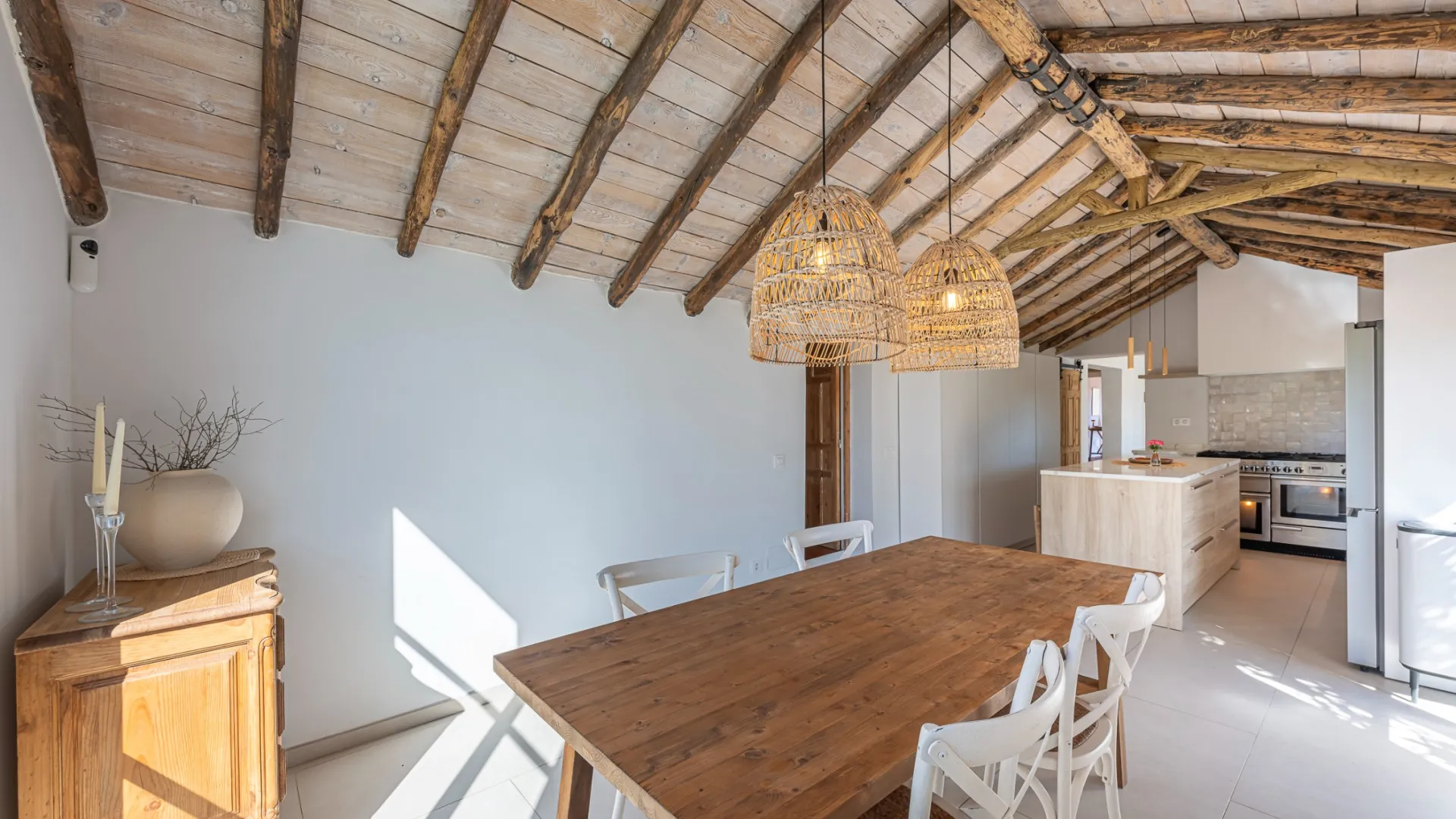 For sale villa with 4 bedrooms in Guadalmina Alta