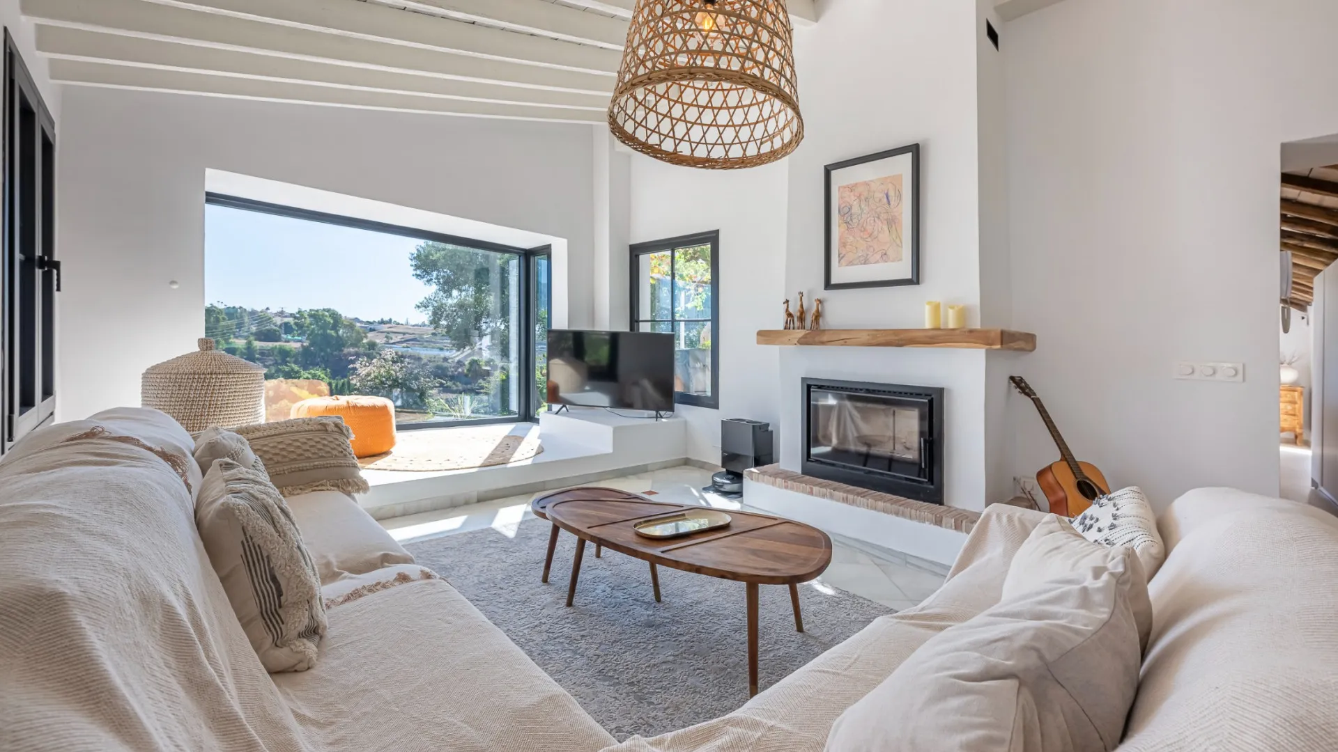 For sale villa with 4 bedrooms in Guadalmina Alta