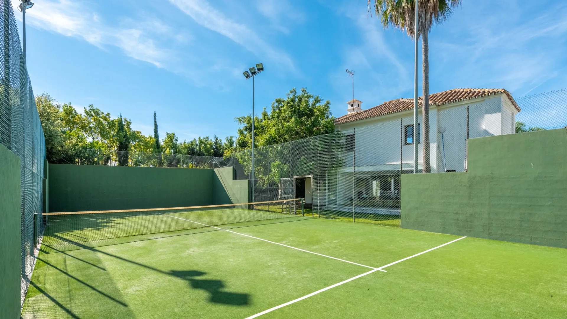 Guadalmina Baja, villa en venta