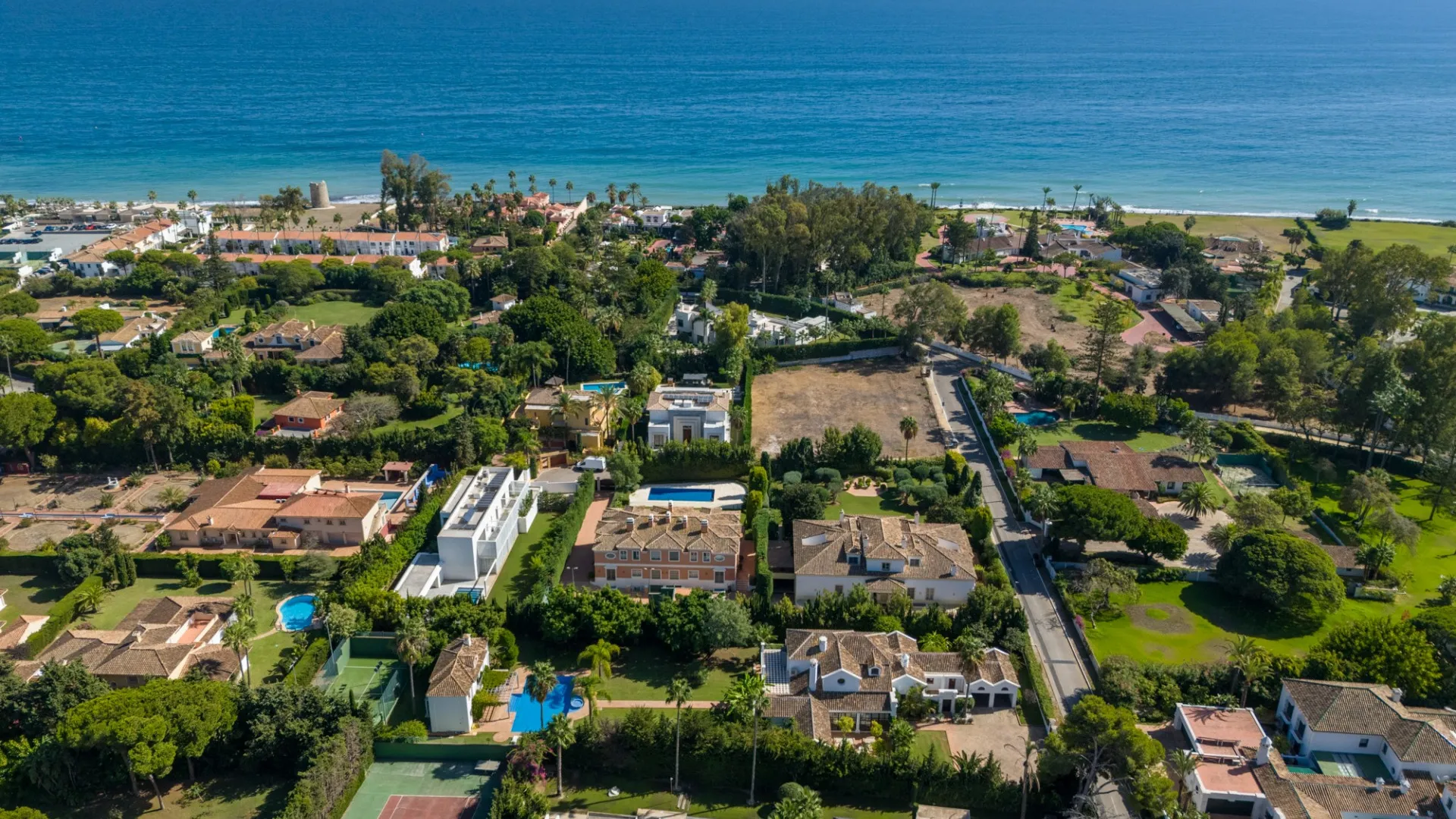 Guadalmina Baja, villa en venta